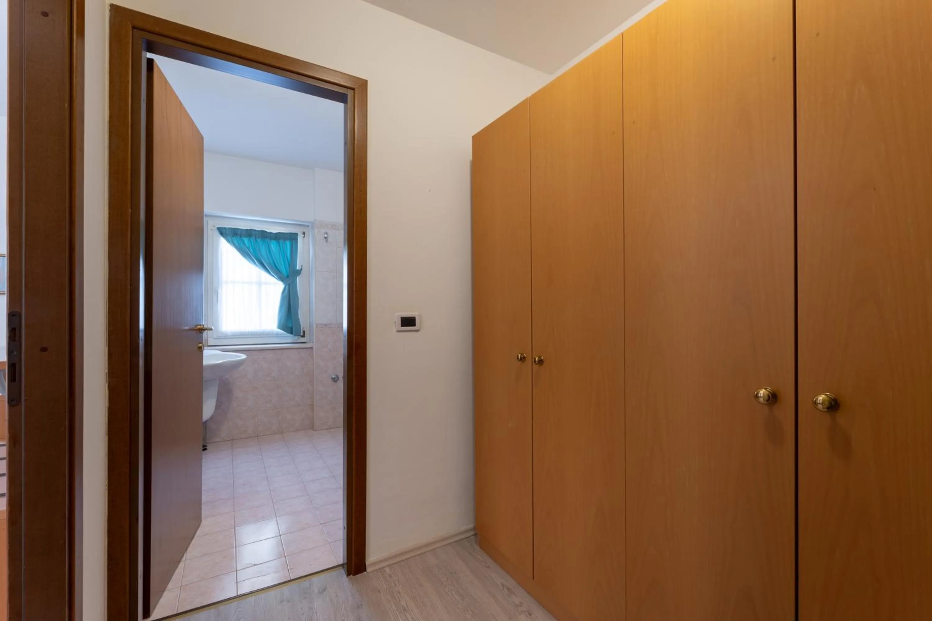 wardrobe in Villa Fontana