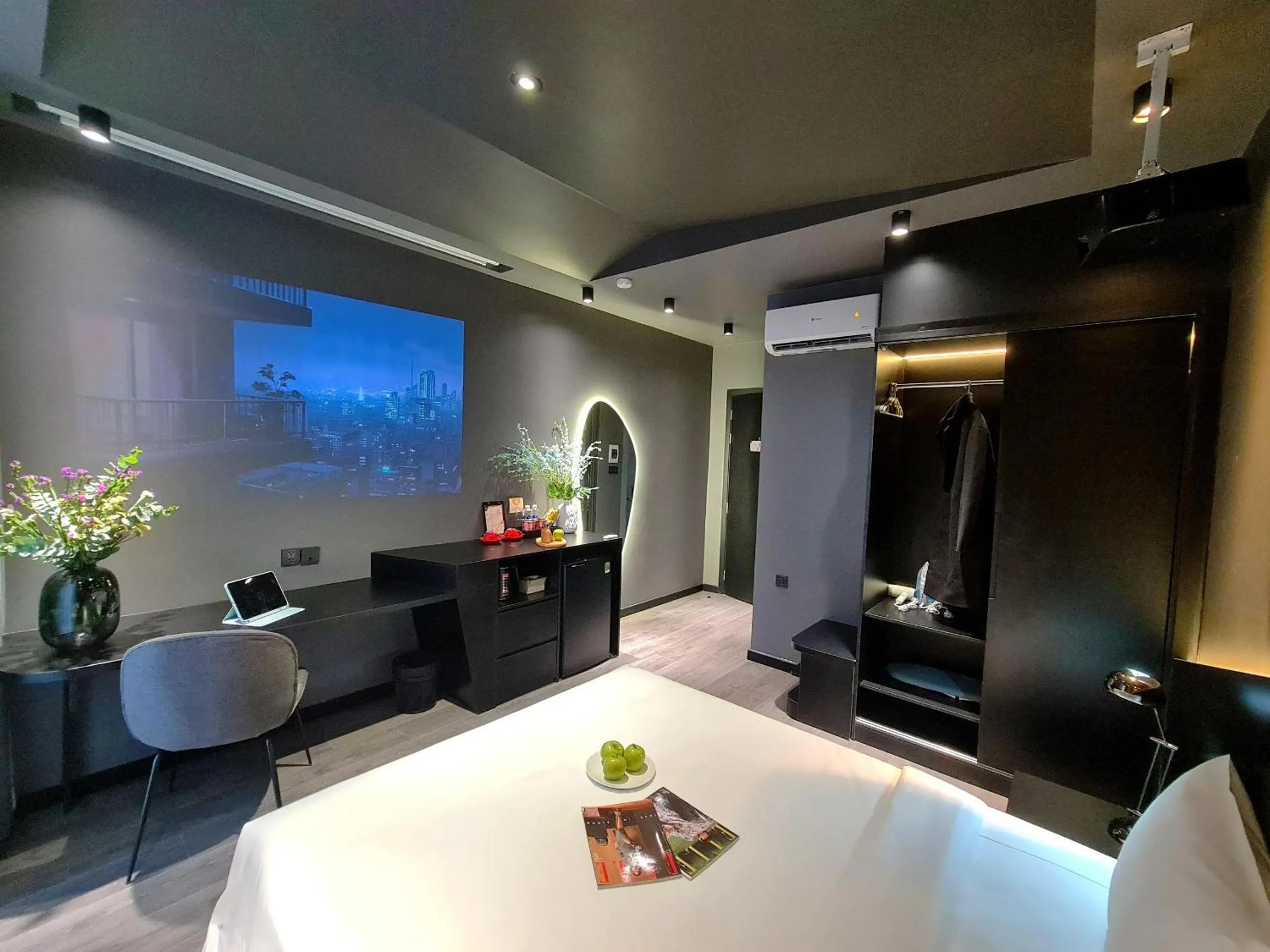 Bed in KIN Wander Tân Bình, The Mountain