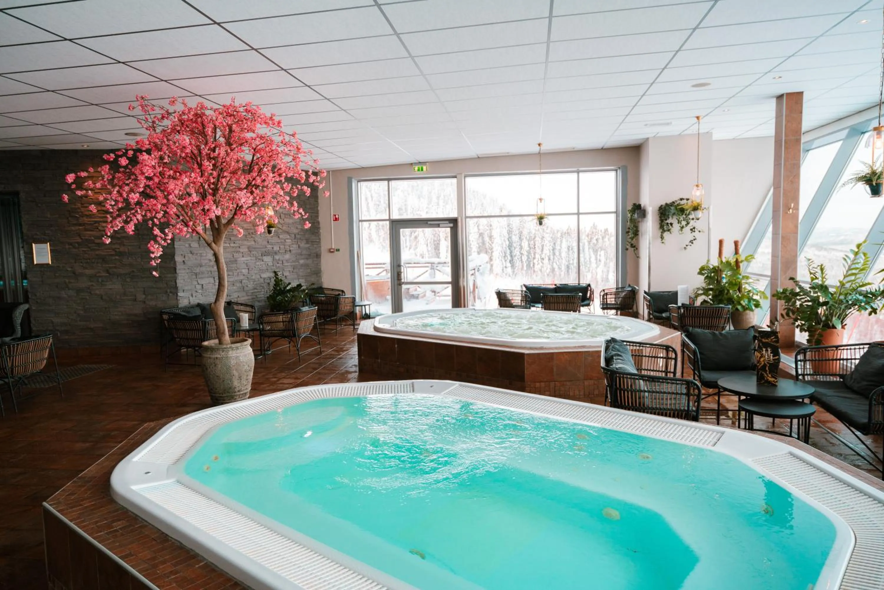 Spa and wellness centre/facilities in Hotell Hallstaberget