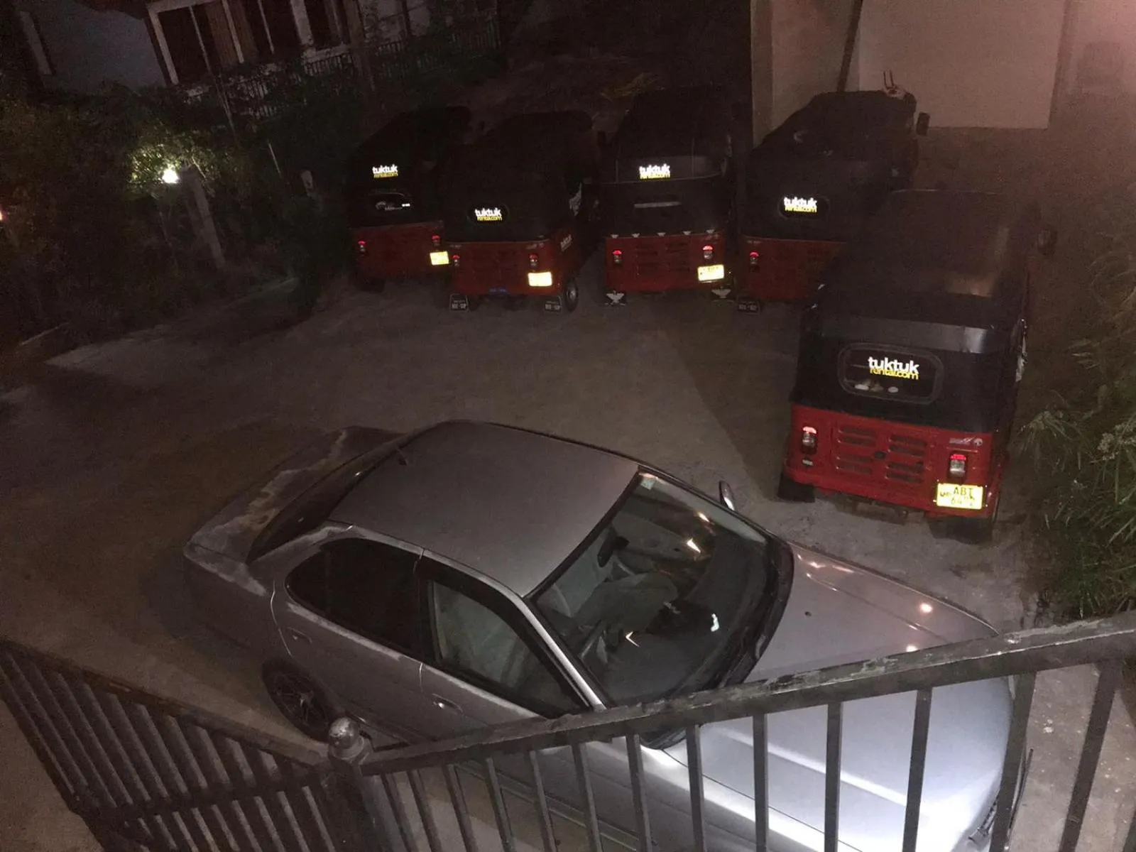 Parking in Belmond Ella