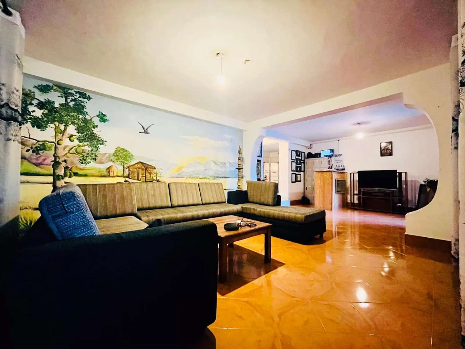 Lobby or reception in Belmond Ella