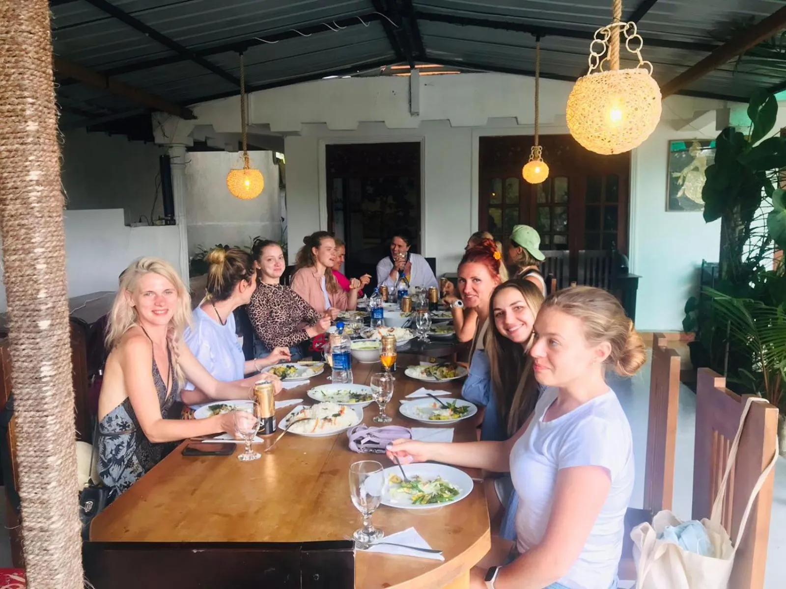 Restaurant/places to eat in Belmond Ella