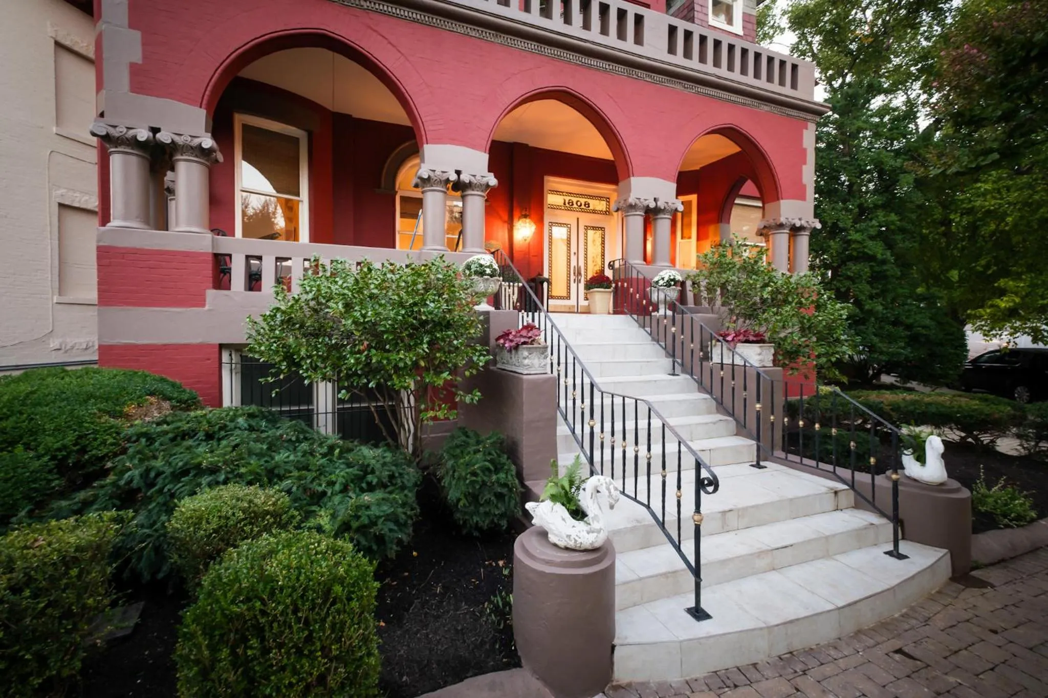 Property building in Swann House