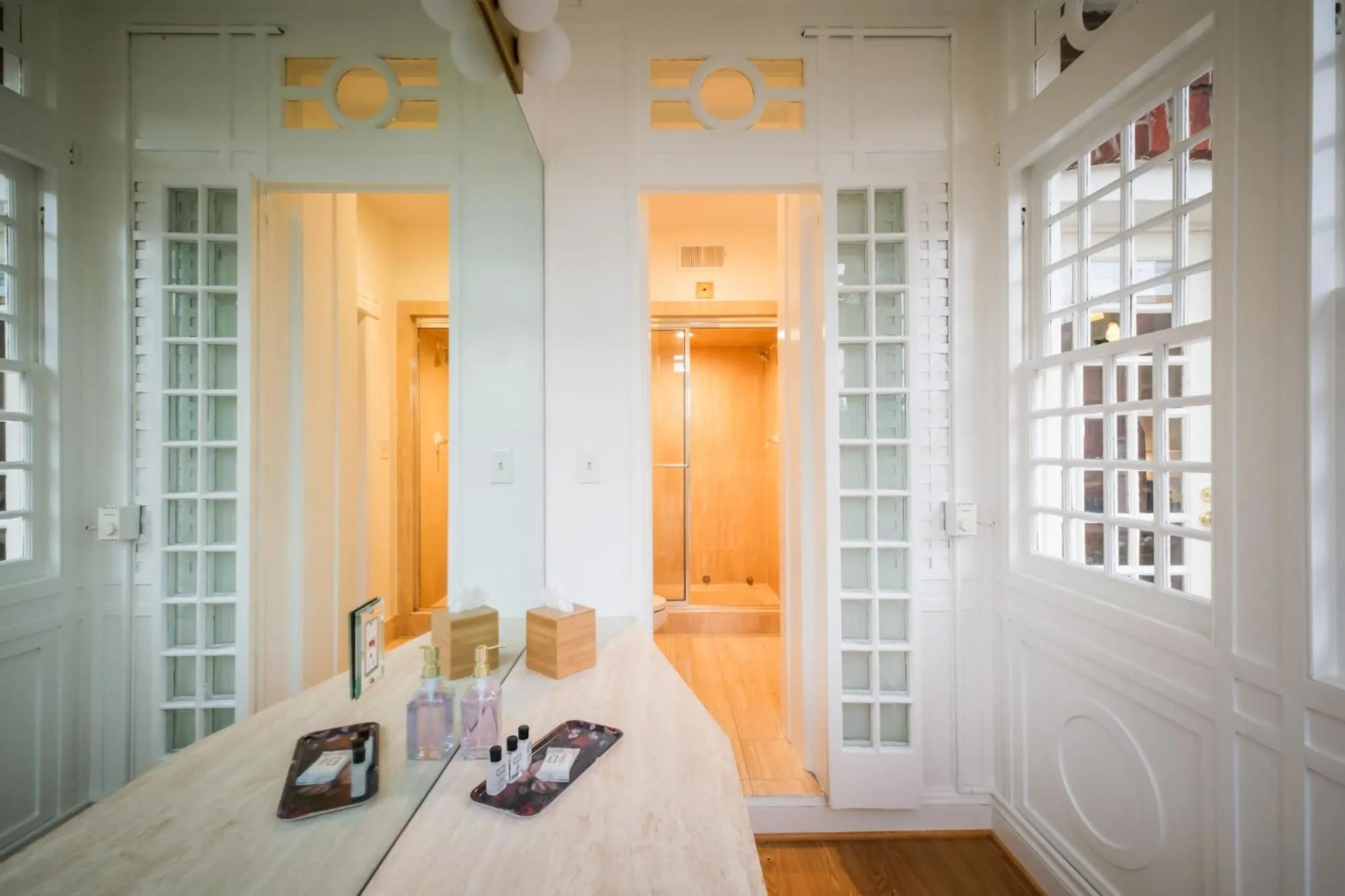 Bathroom in Swann House
