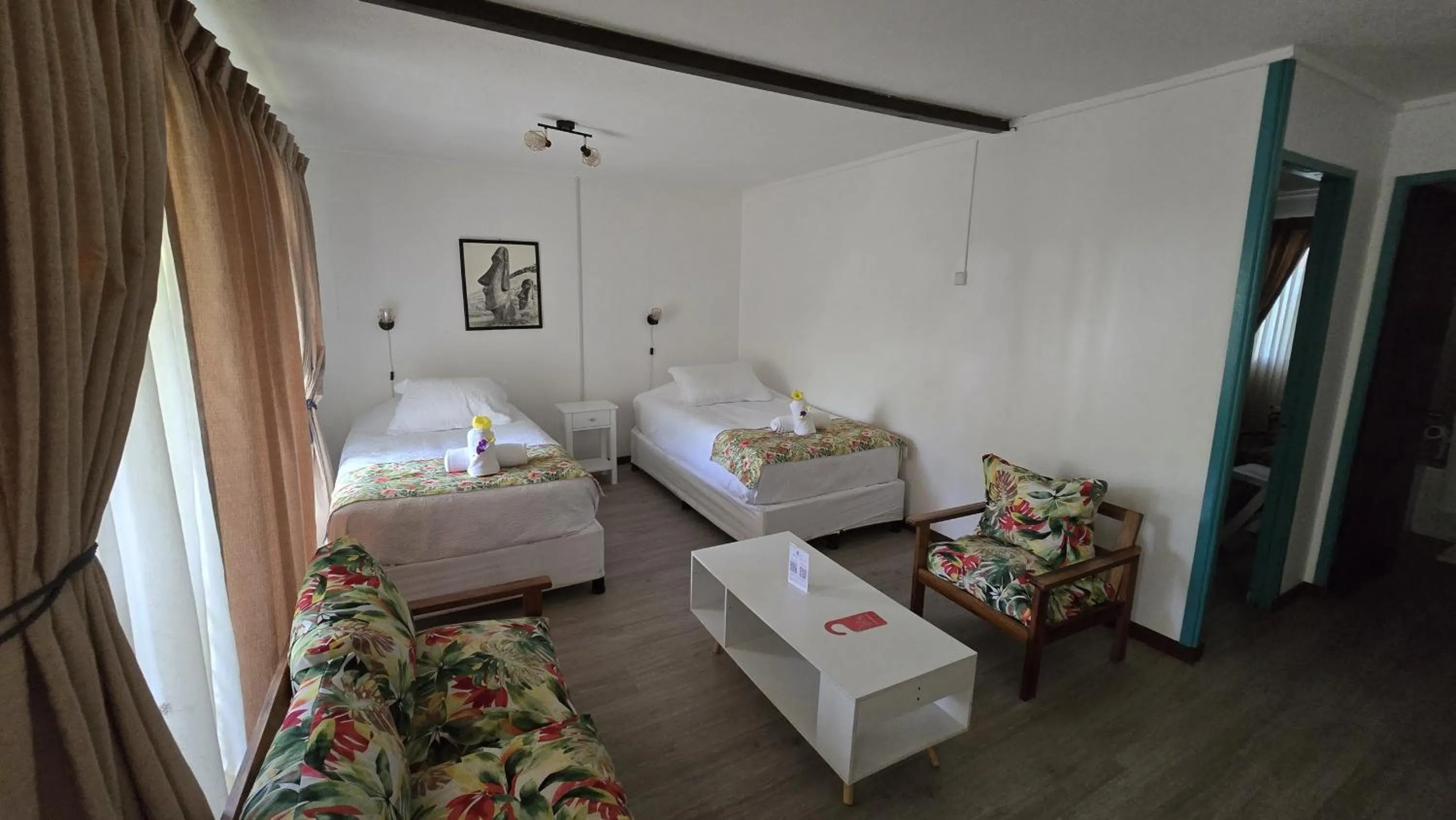 Bed in Hotel Hotu Matua by EI