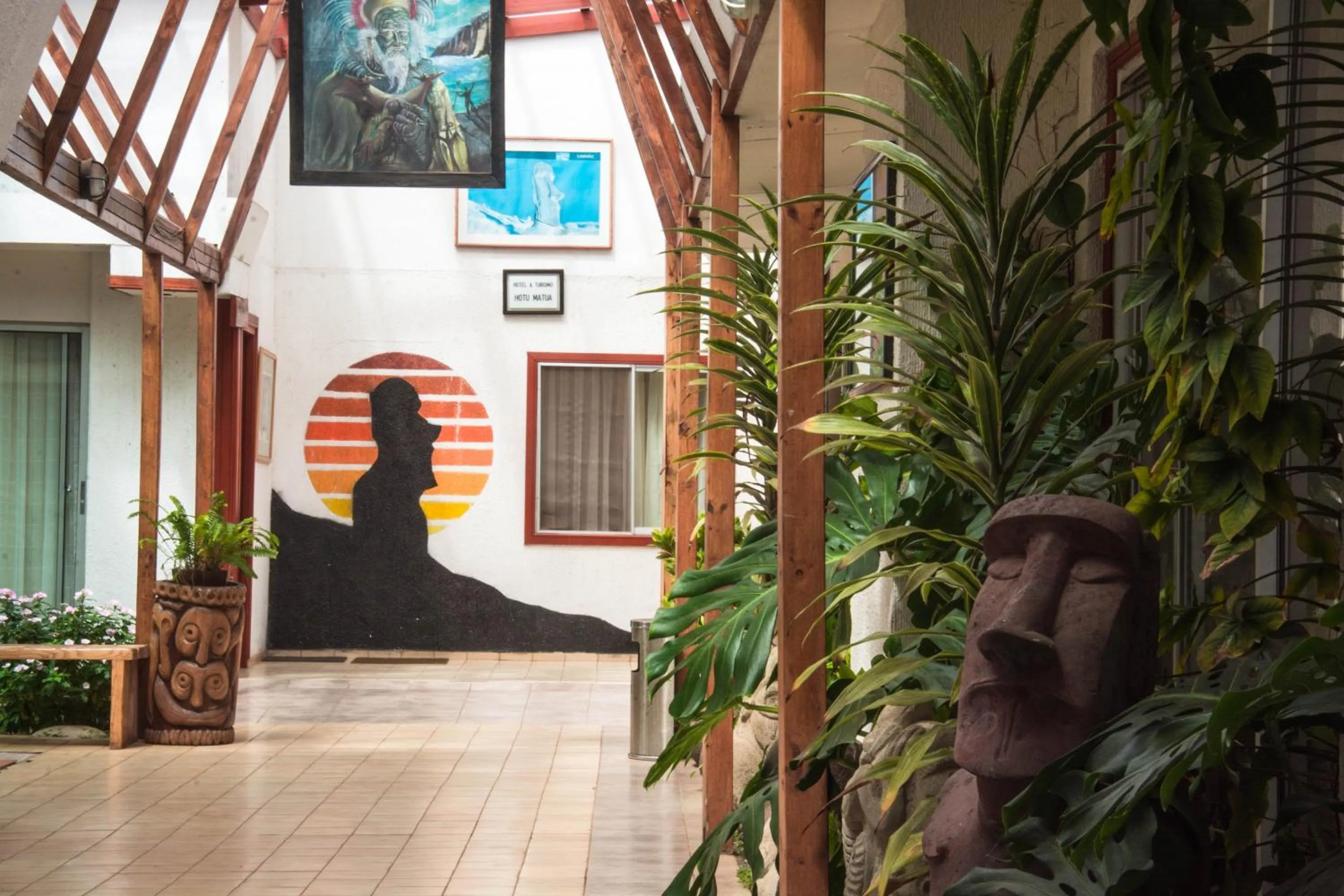 Hotel Hotu Matua by EI