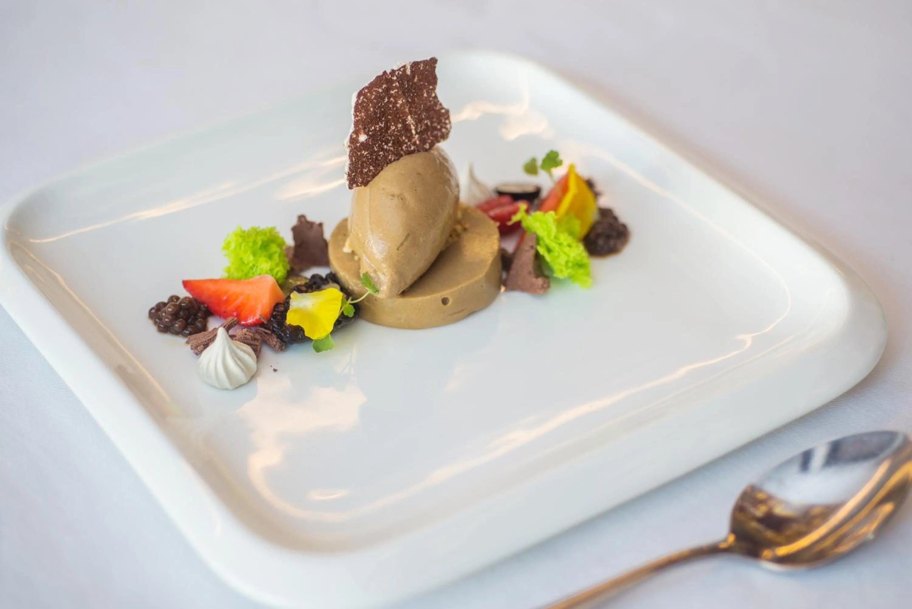 Food in THE PRIVILEGE FLOOR by Lotus Blanc