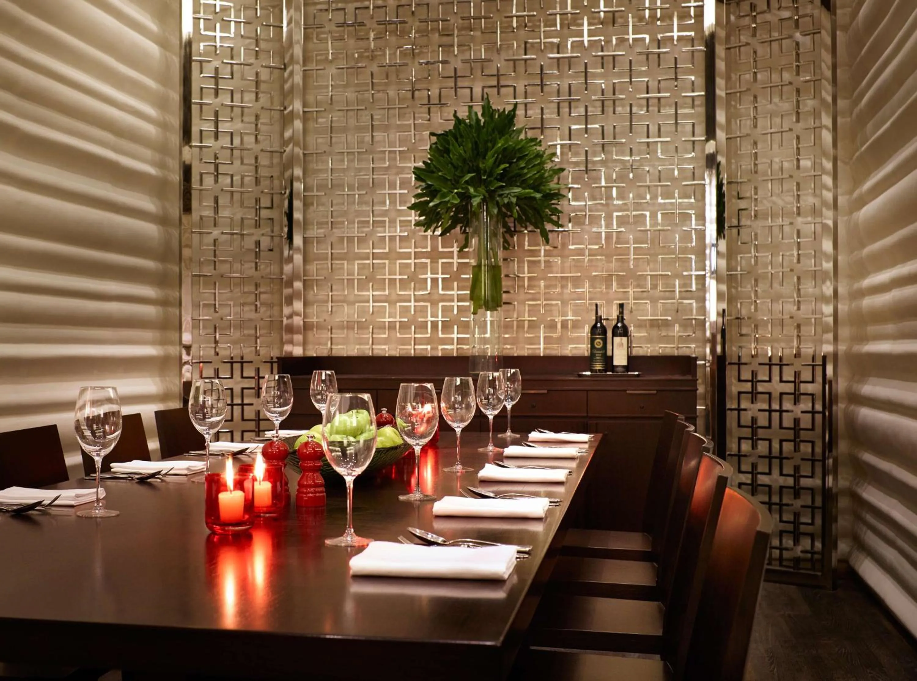 Restaurant/places to eat in Hyatt Regency Manila City of Dreams