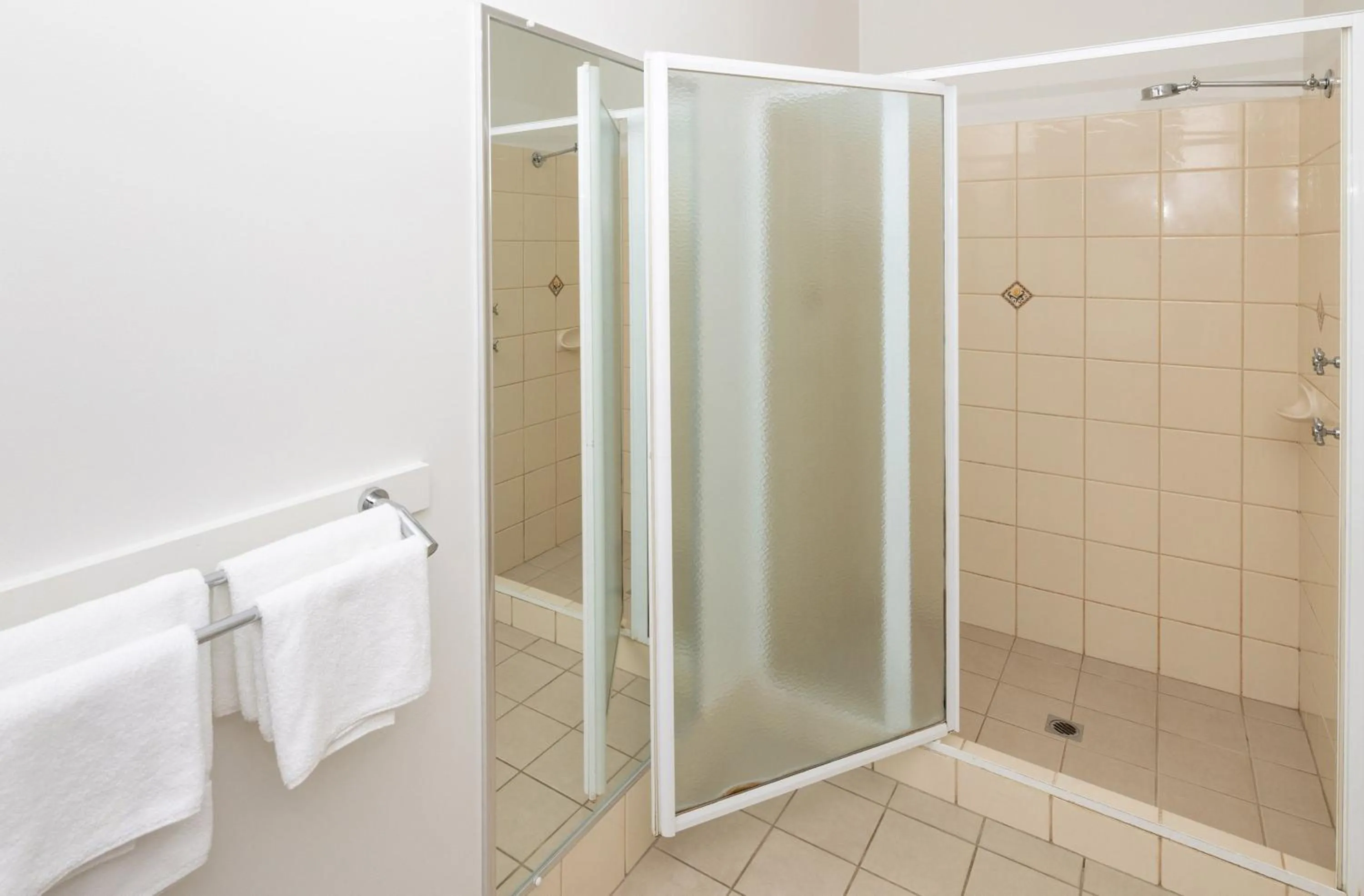 Bathroom in BIG4 Emu Beach Holiday Park