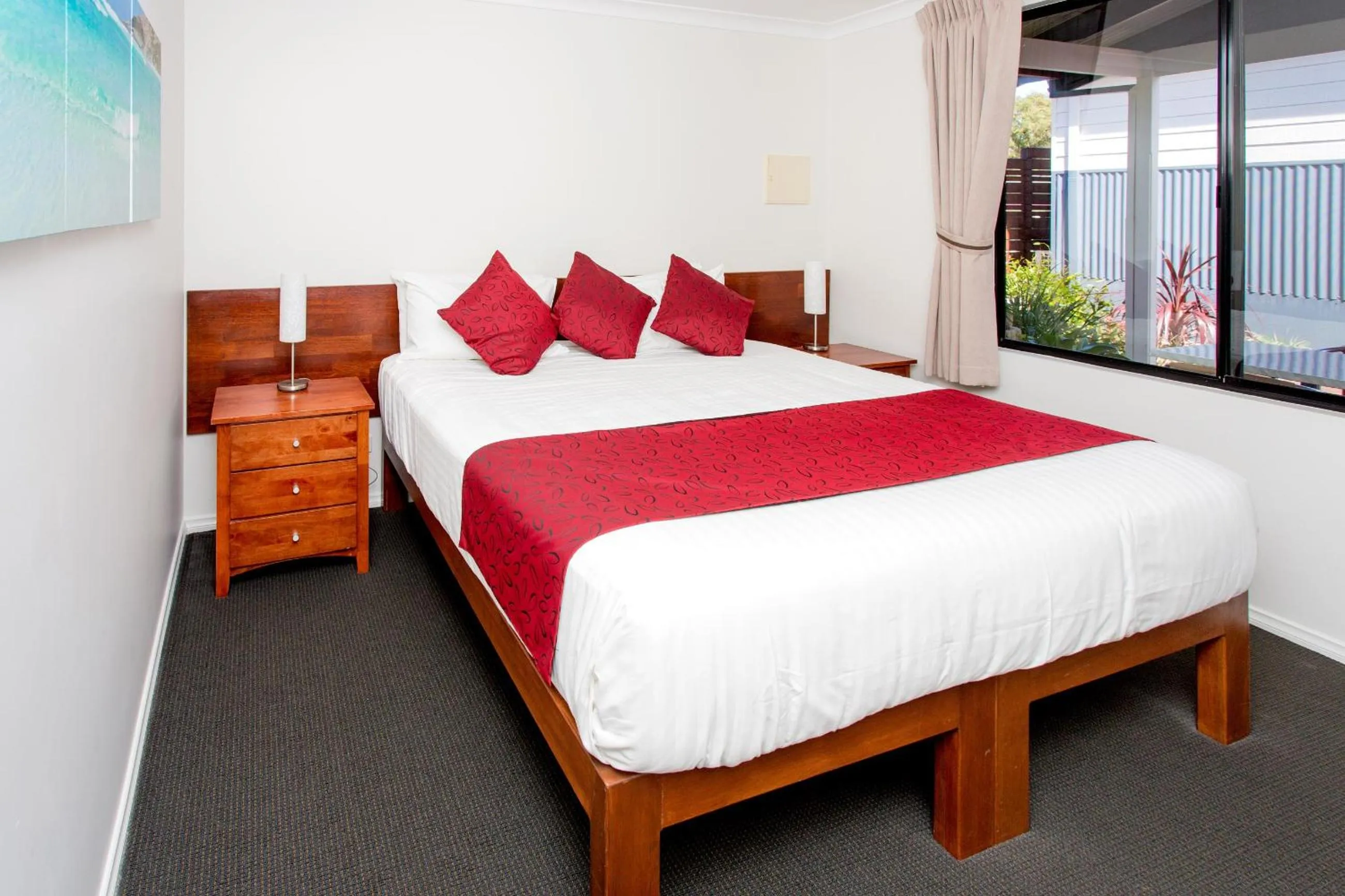 Bedroom, Bed in BIG4 Emu Beach Holiday Park