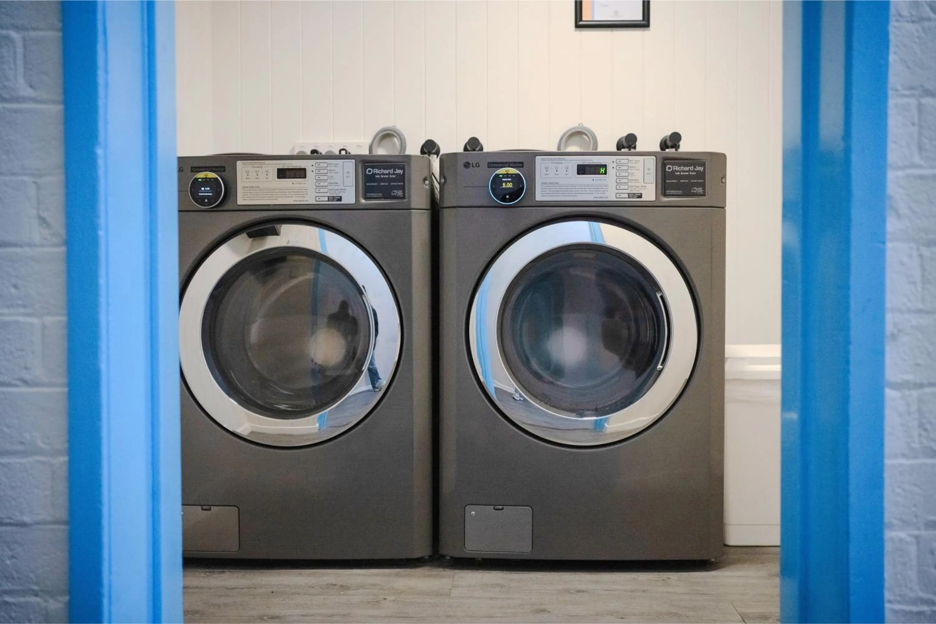 washing machine in Summer House Brisbane