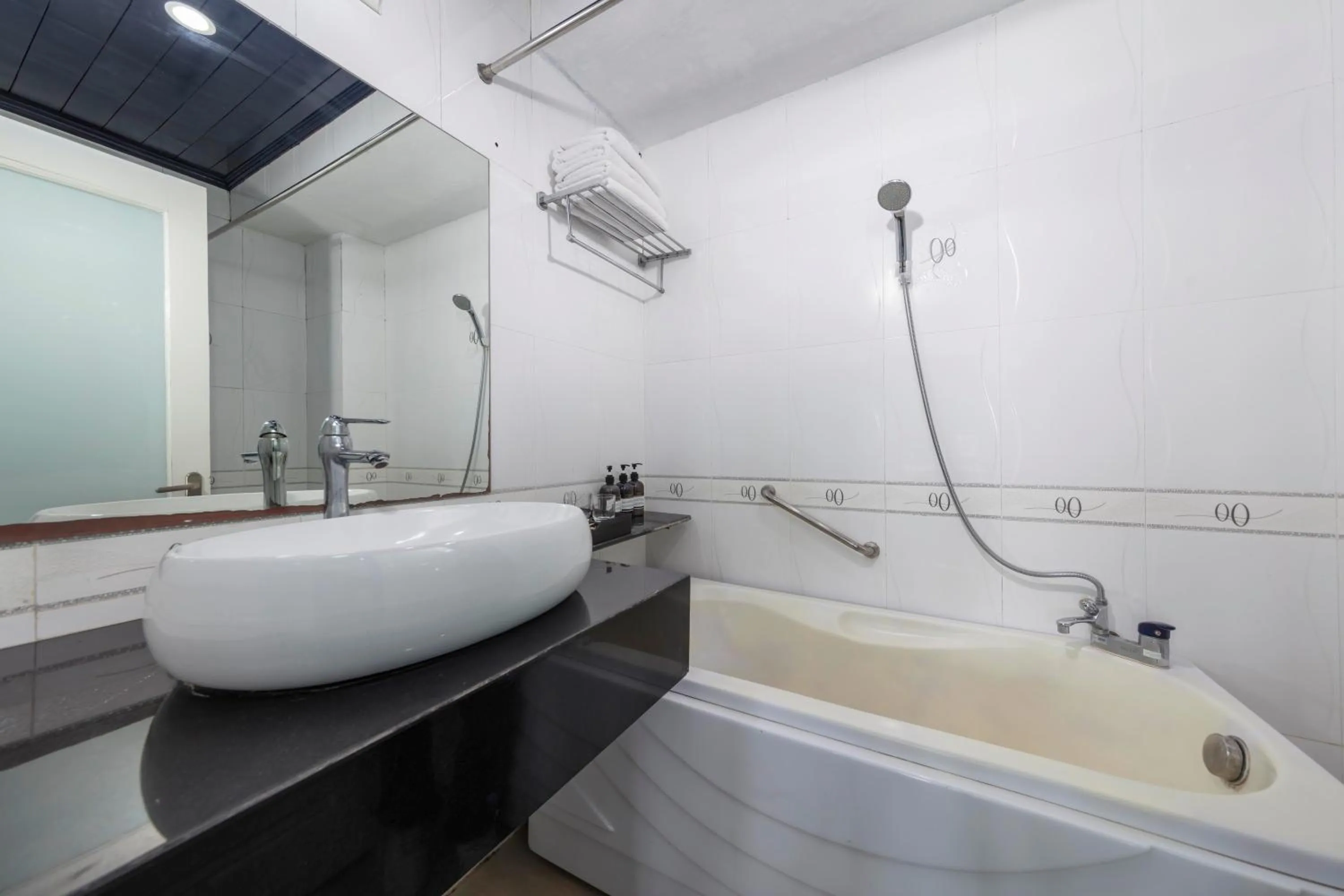 Bathroom in Diamond Nostalgia Hotel & Spa