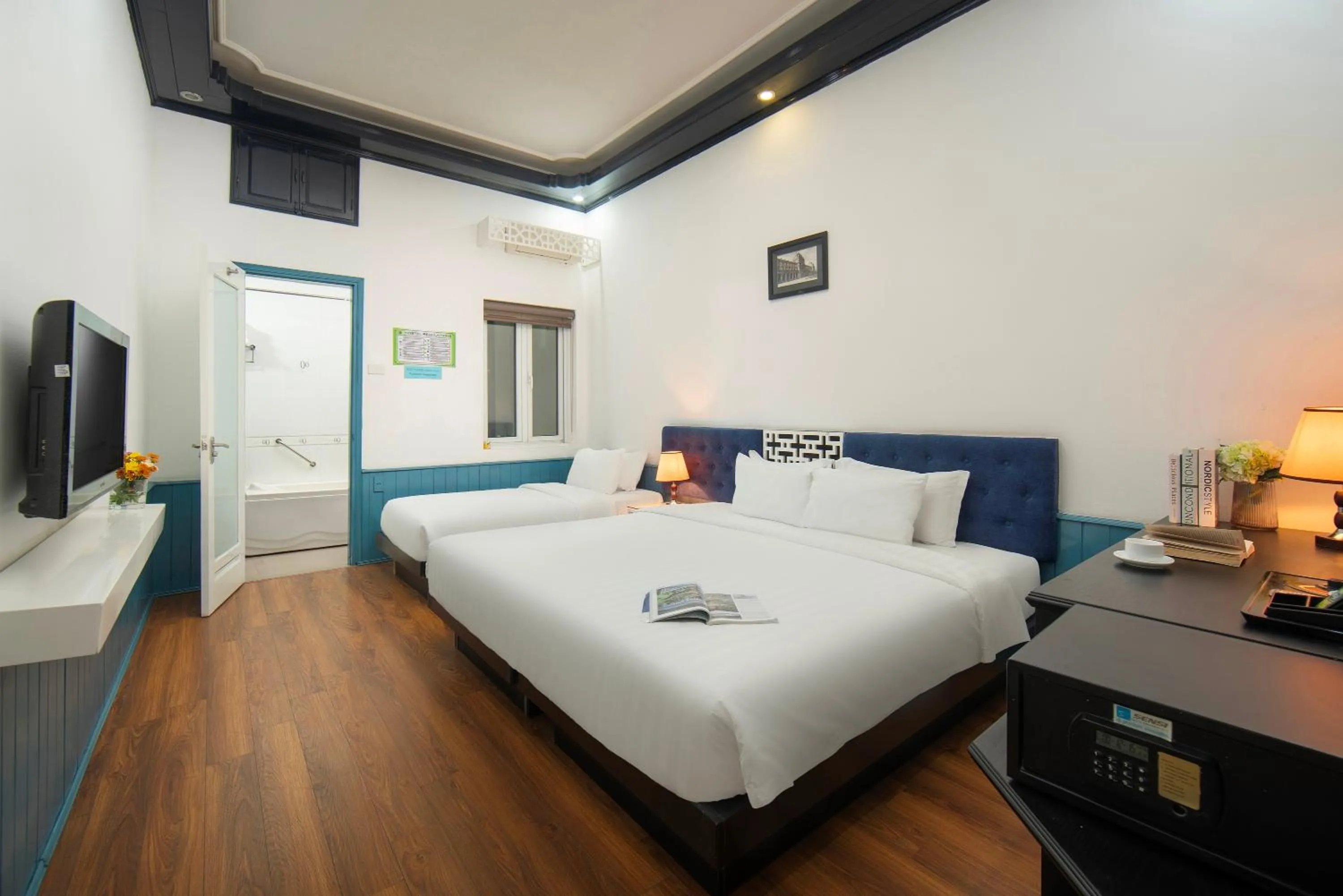 Bed in Diamond Nostalgia Hotel & Spa