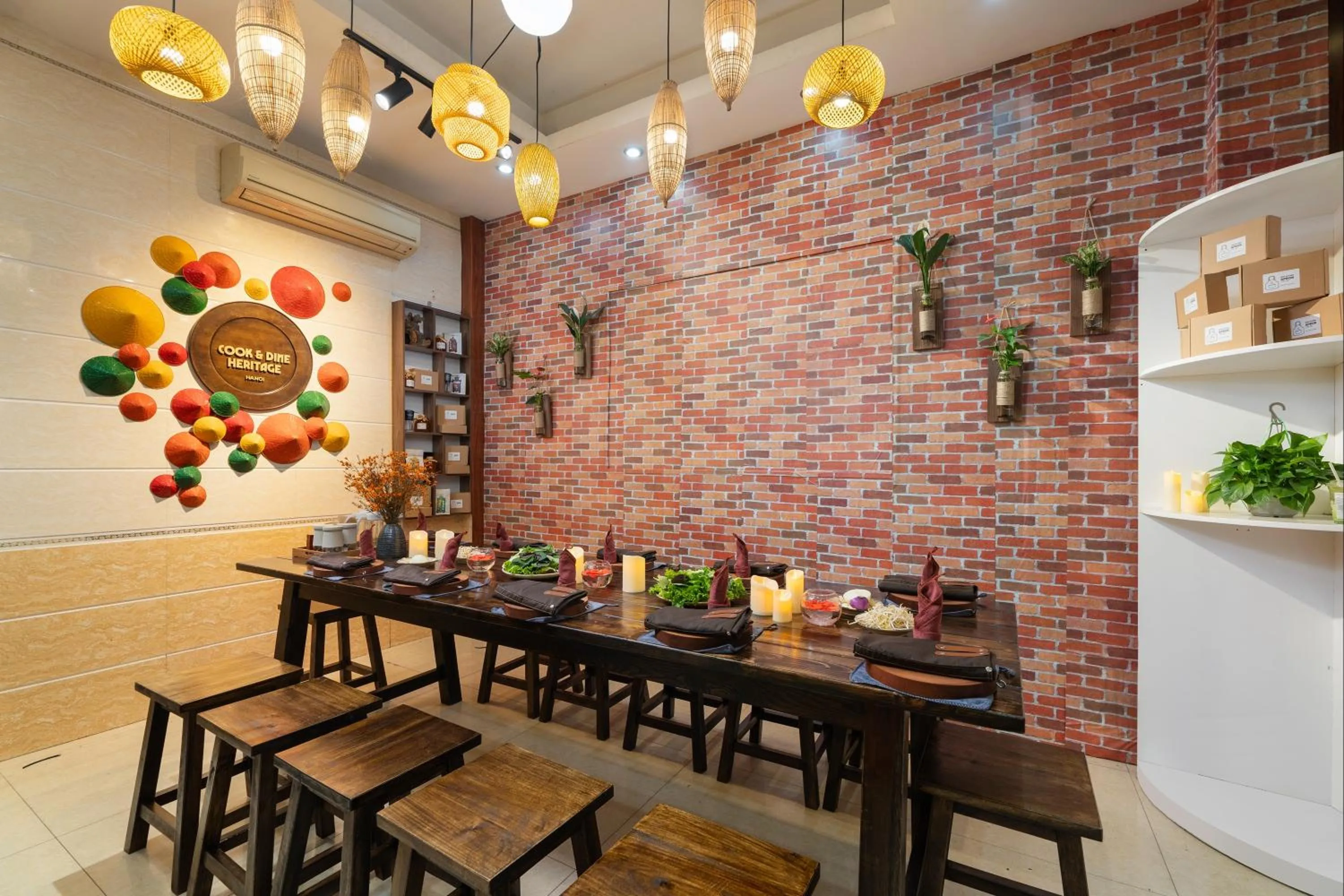 Restaurant/places to eat in Hanoi Solo Hostel