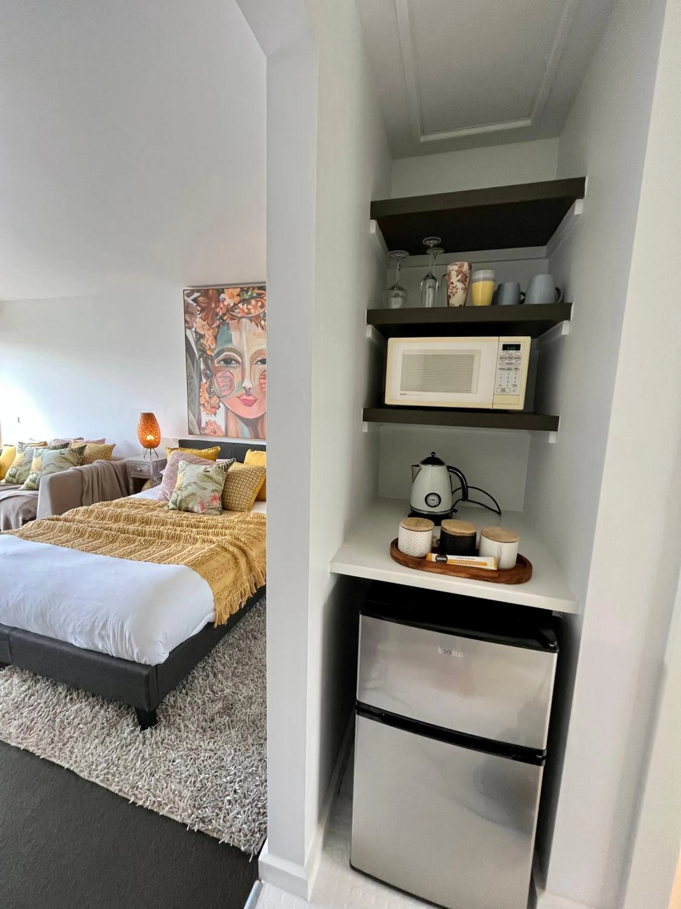 Kitchen or kitchenette, Bed in Lorne World