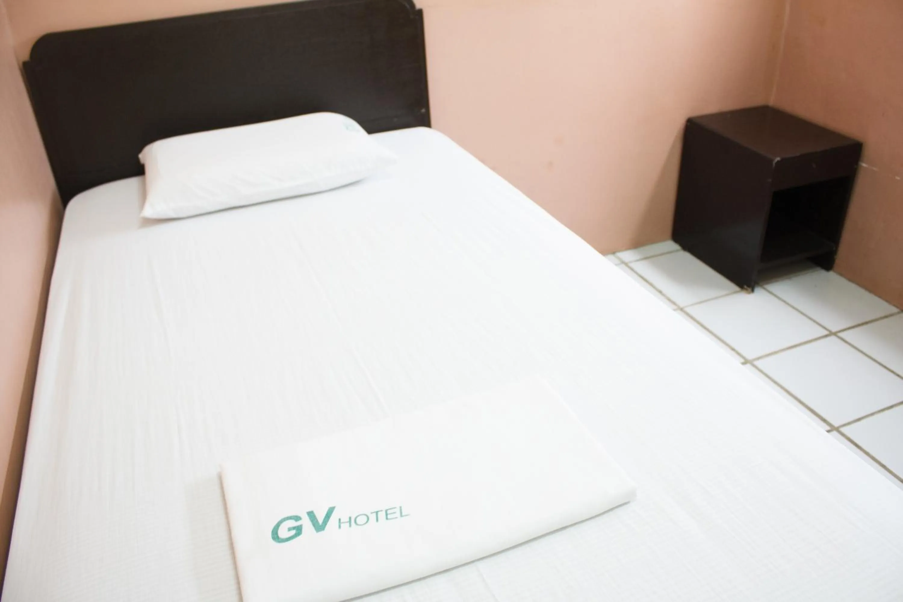 Bed in GV Hotel - Naval