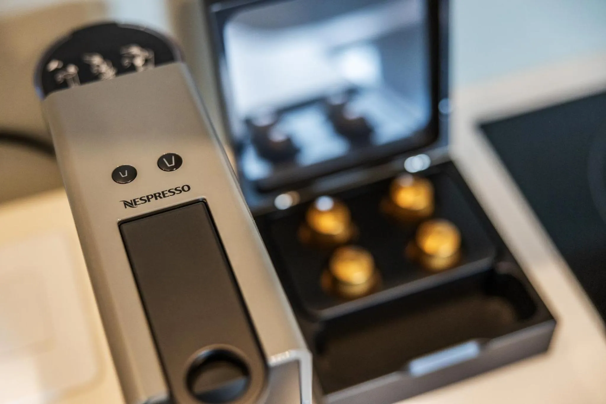 Coffee/tea facilities in kalm stay - a design Aparthotel