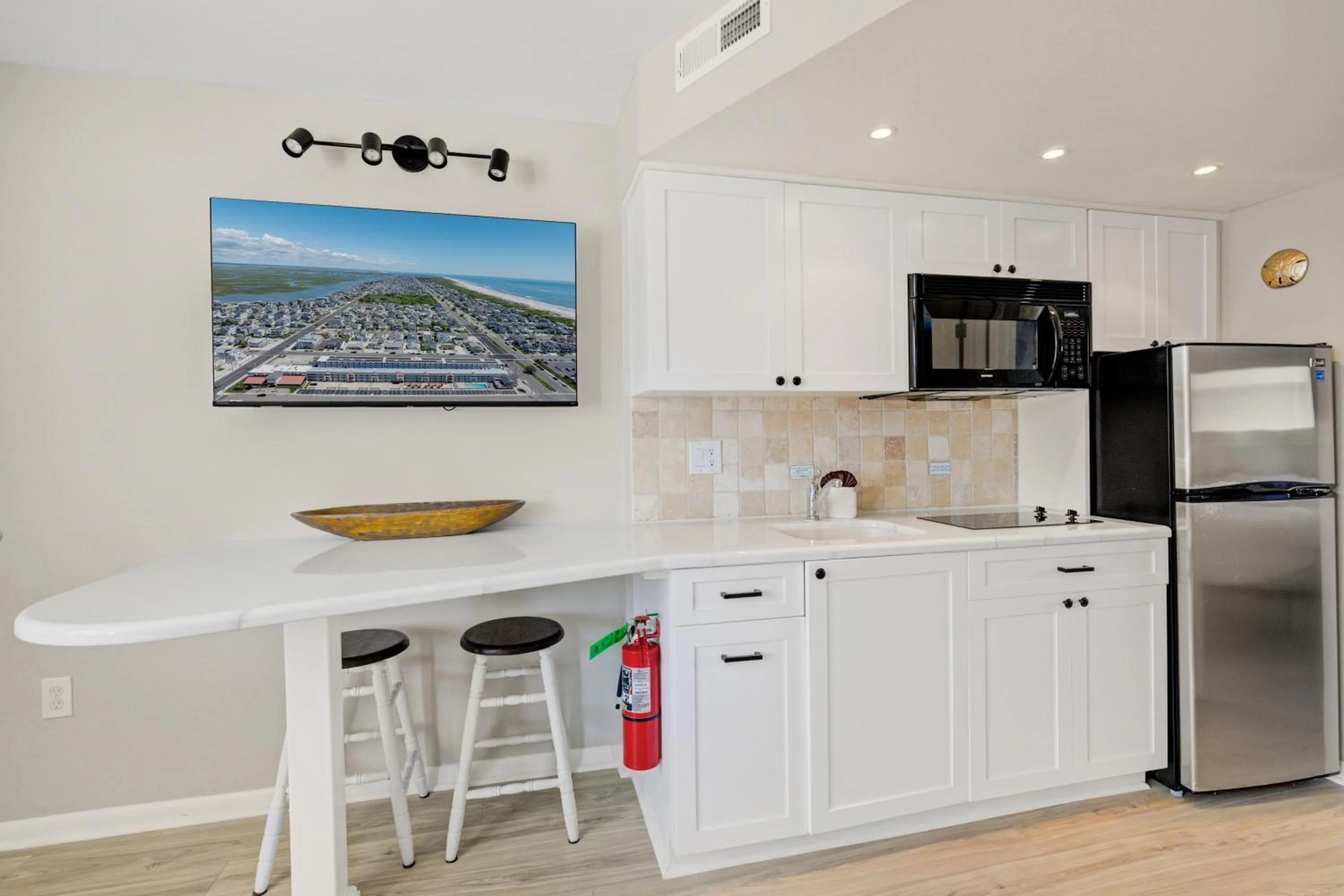 Kitchen or kitchenette in Desert Sand Resort