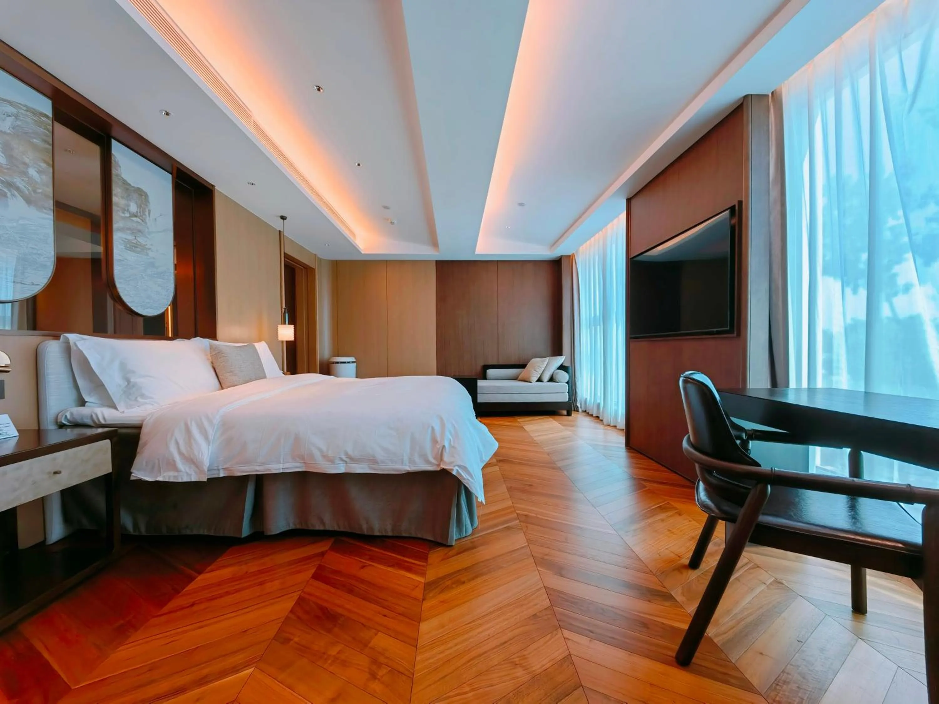 Photo of the whole room, Bed in The Purple Horse Hotel Beijing