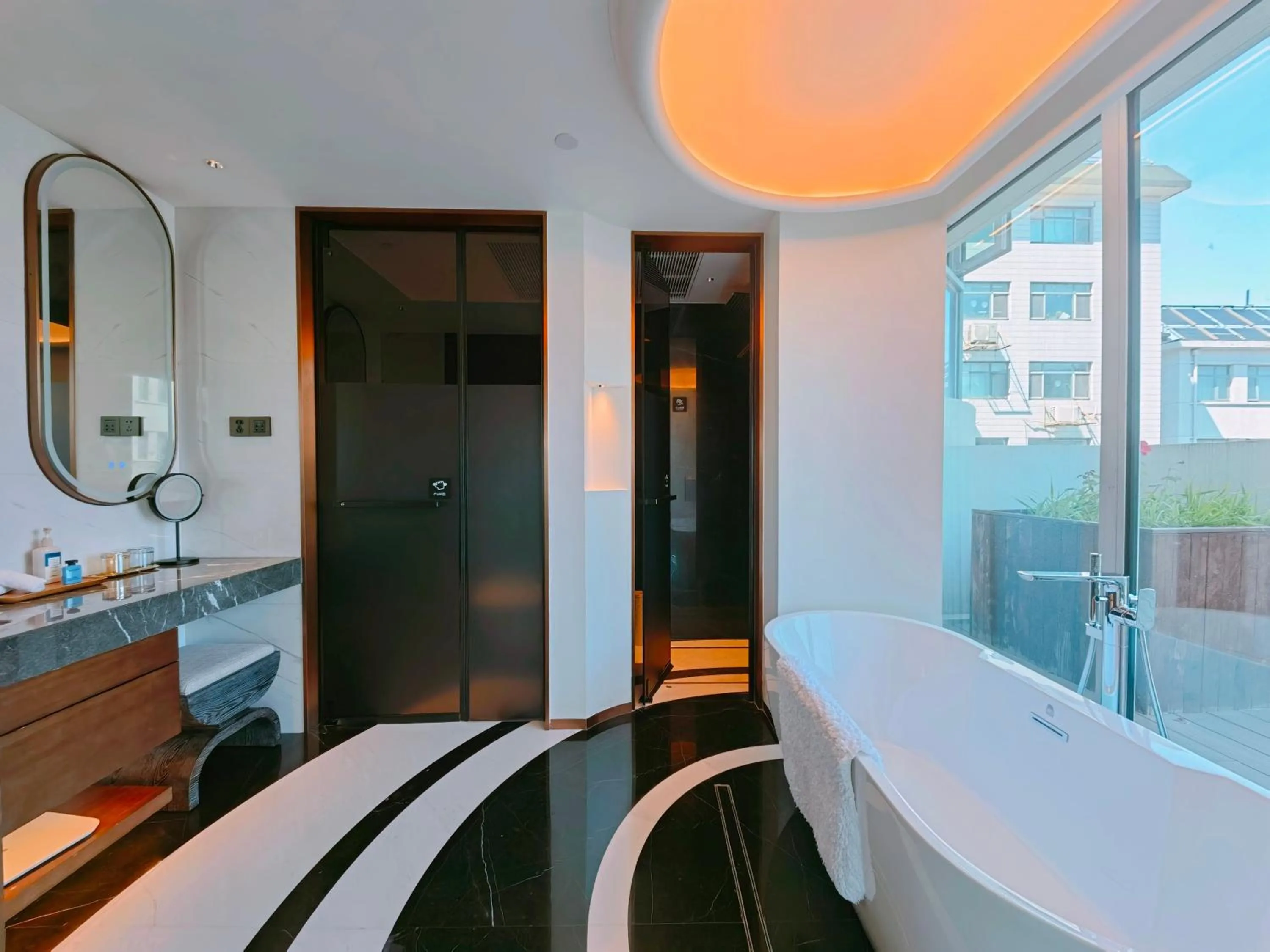 Bathroom, Bed in The Purple Horse Hotel Beijing