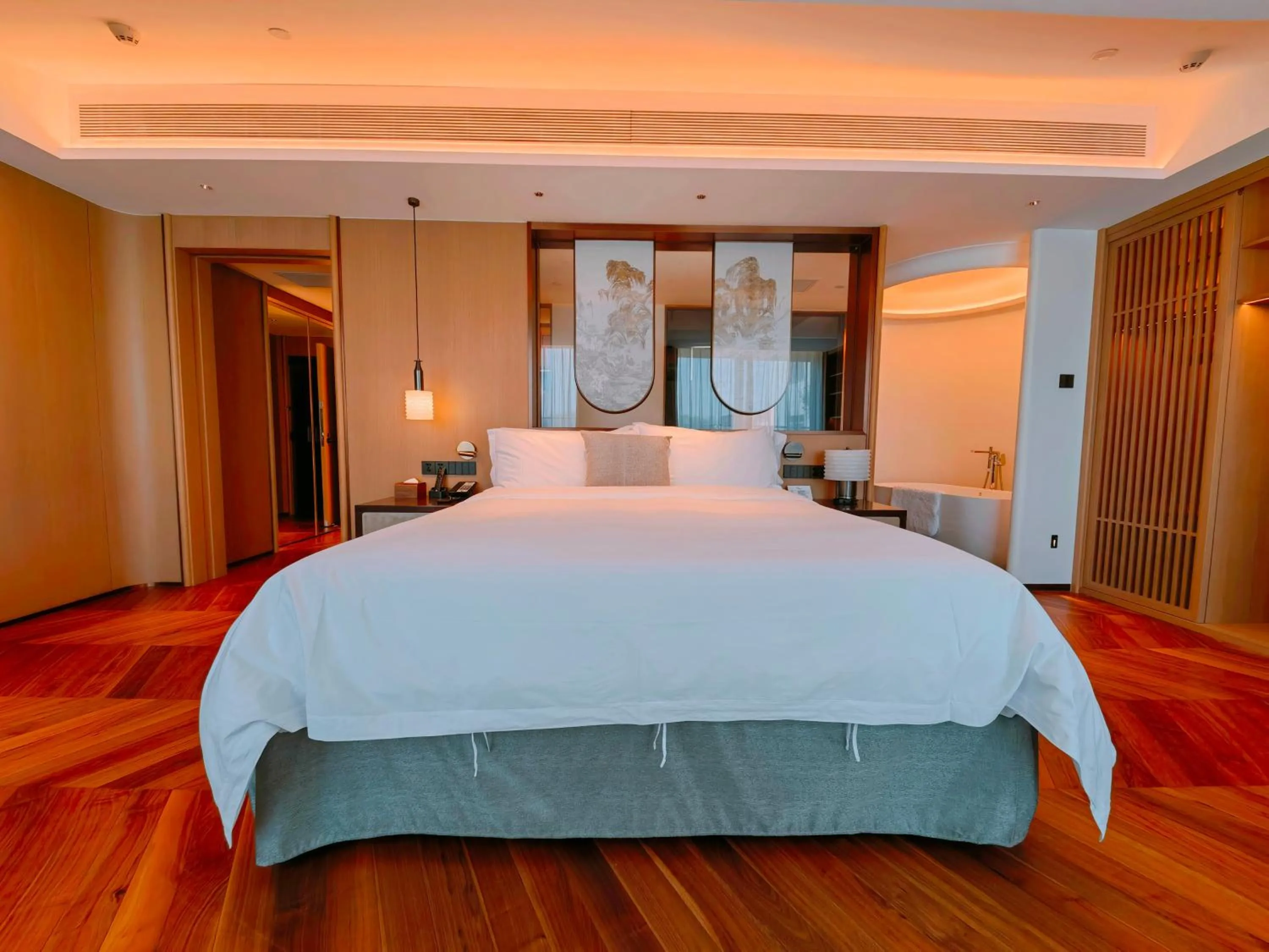 Bedroom, Bed in The Purple Horse Hotel Beijing