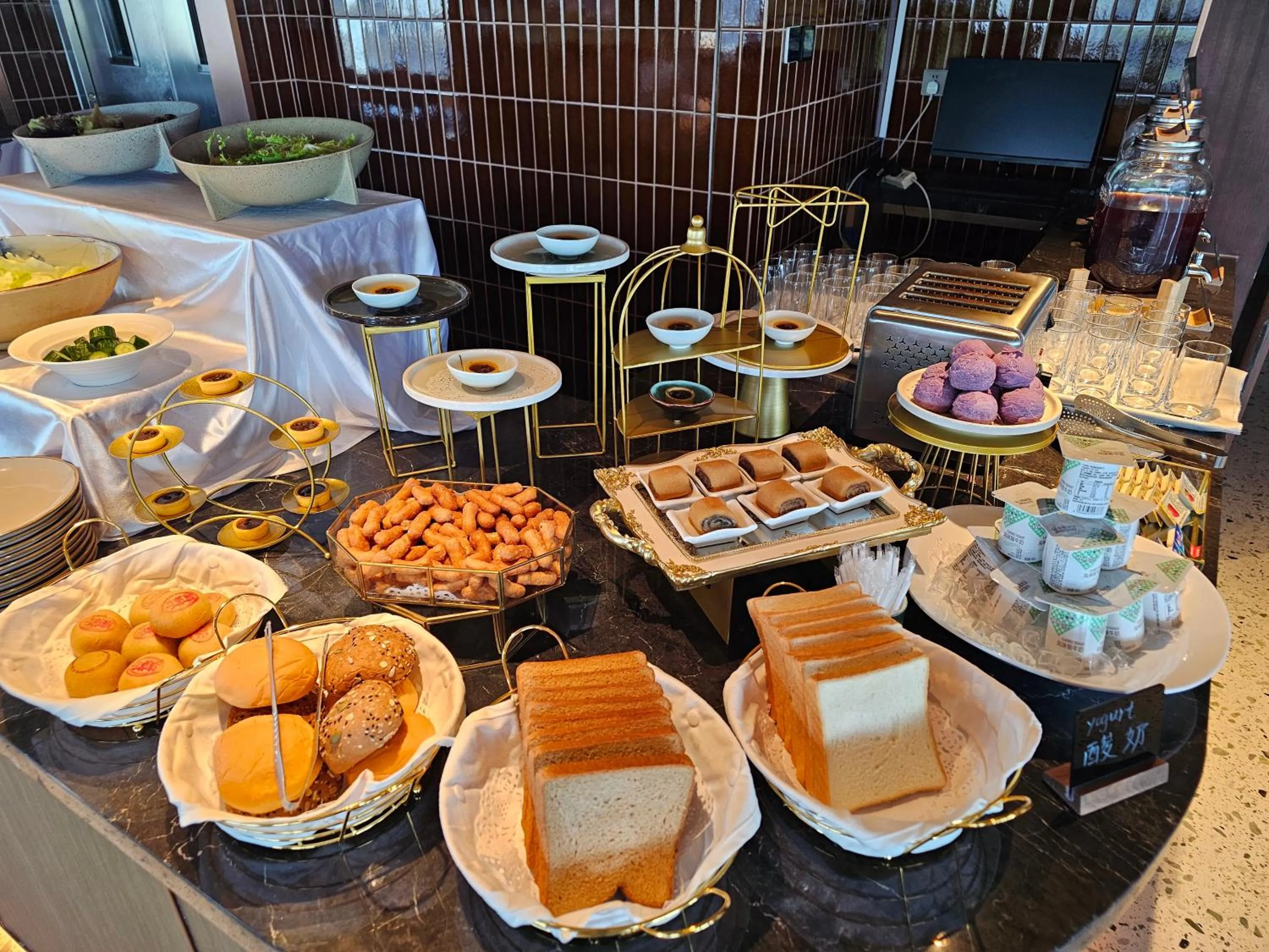 Breakfast in The Purple Horse Hotel Beijing