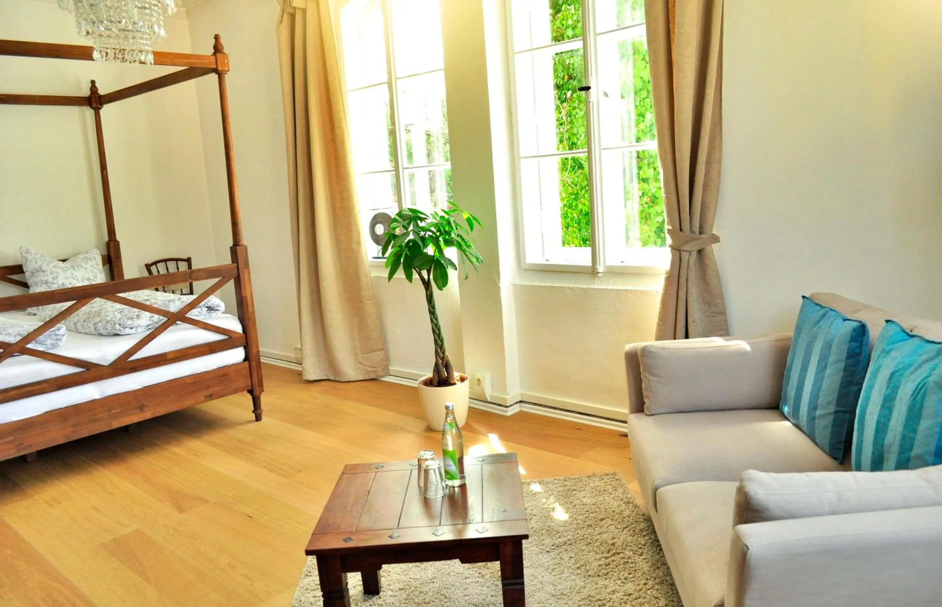 Day, Bed in Art Hotel & Hostel