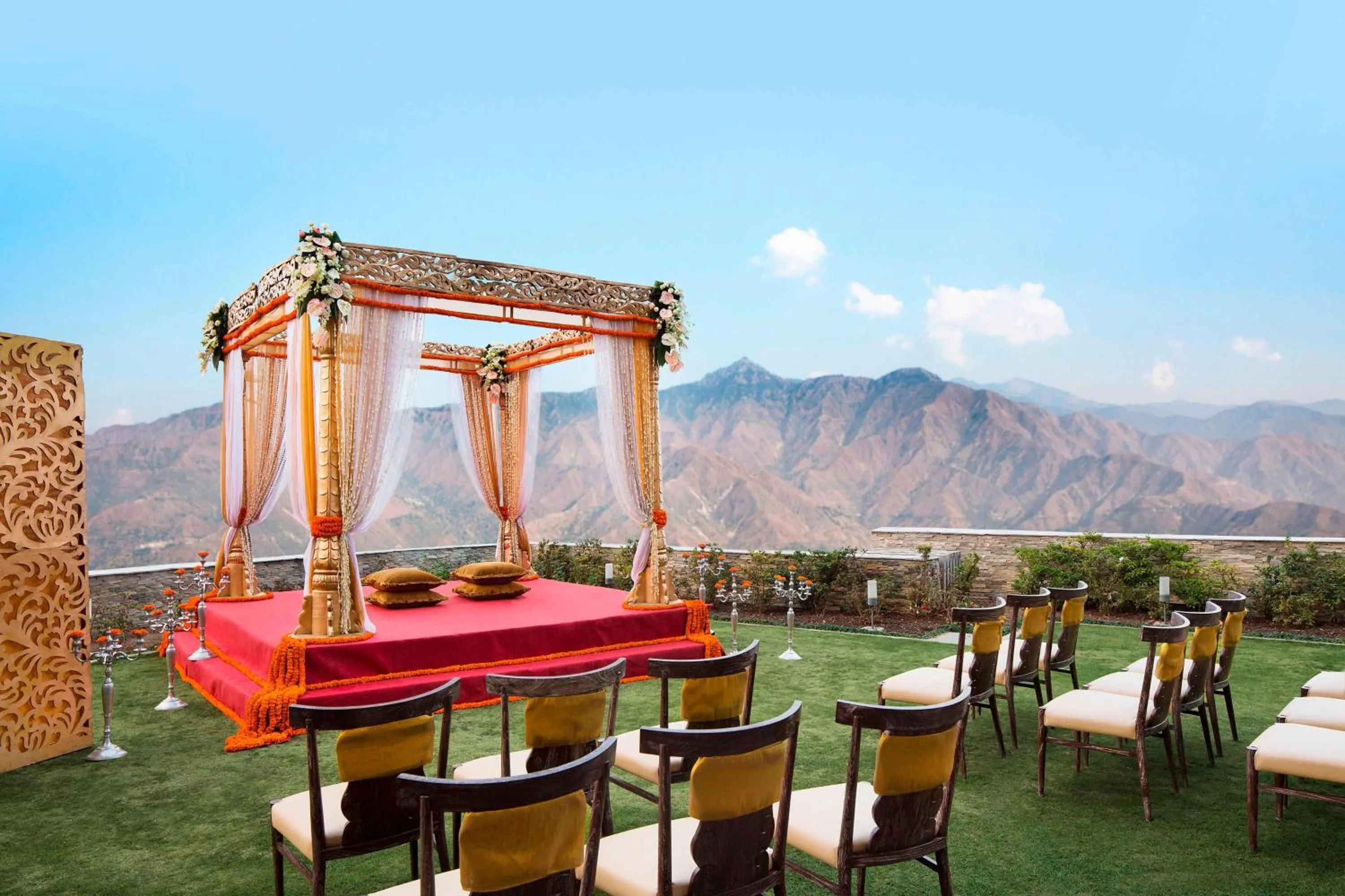 Banquet/Function facilities in JW Marriott Mussoorie Walnut Grove Resort & Spa