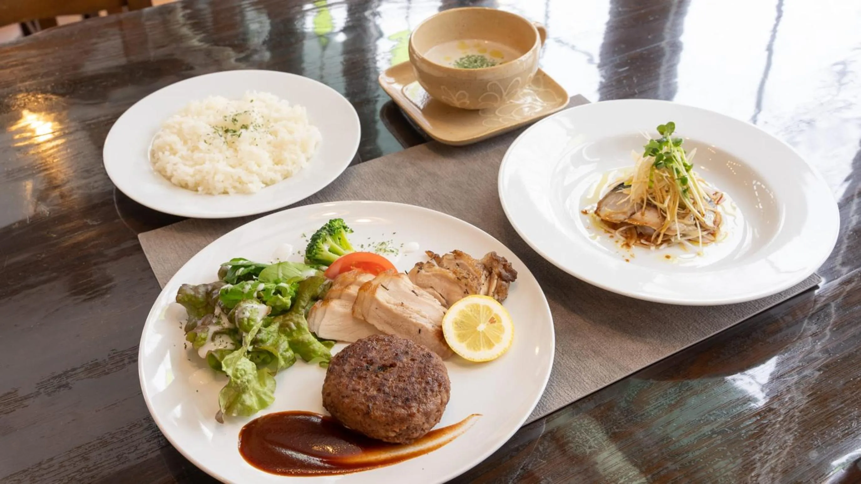 Food and drinks in Tabist Shizukuishi Resort Hotel