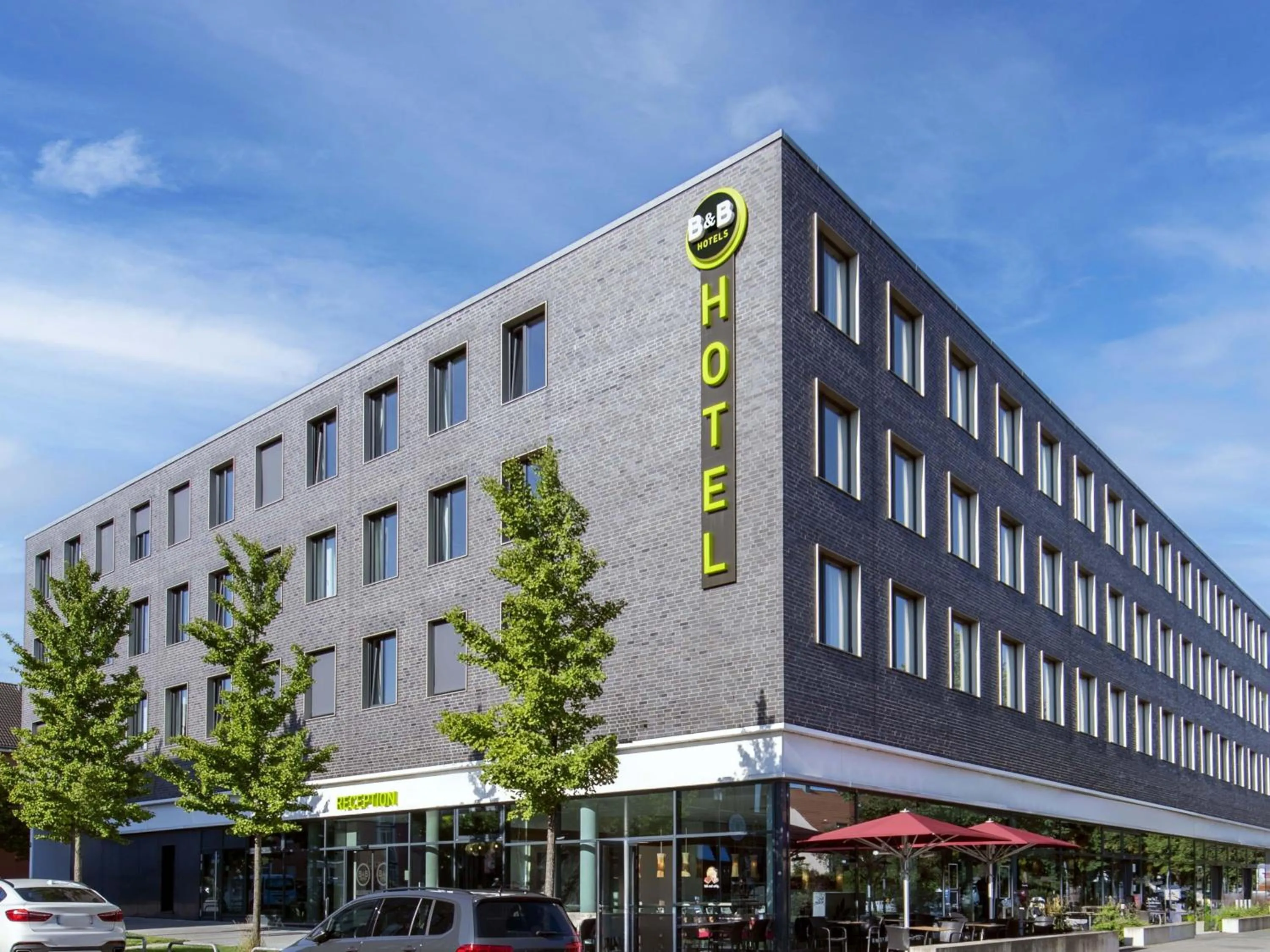 Property building in B&B Hotel München-Trudering
