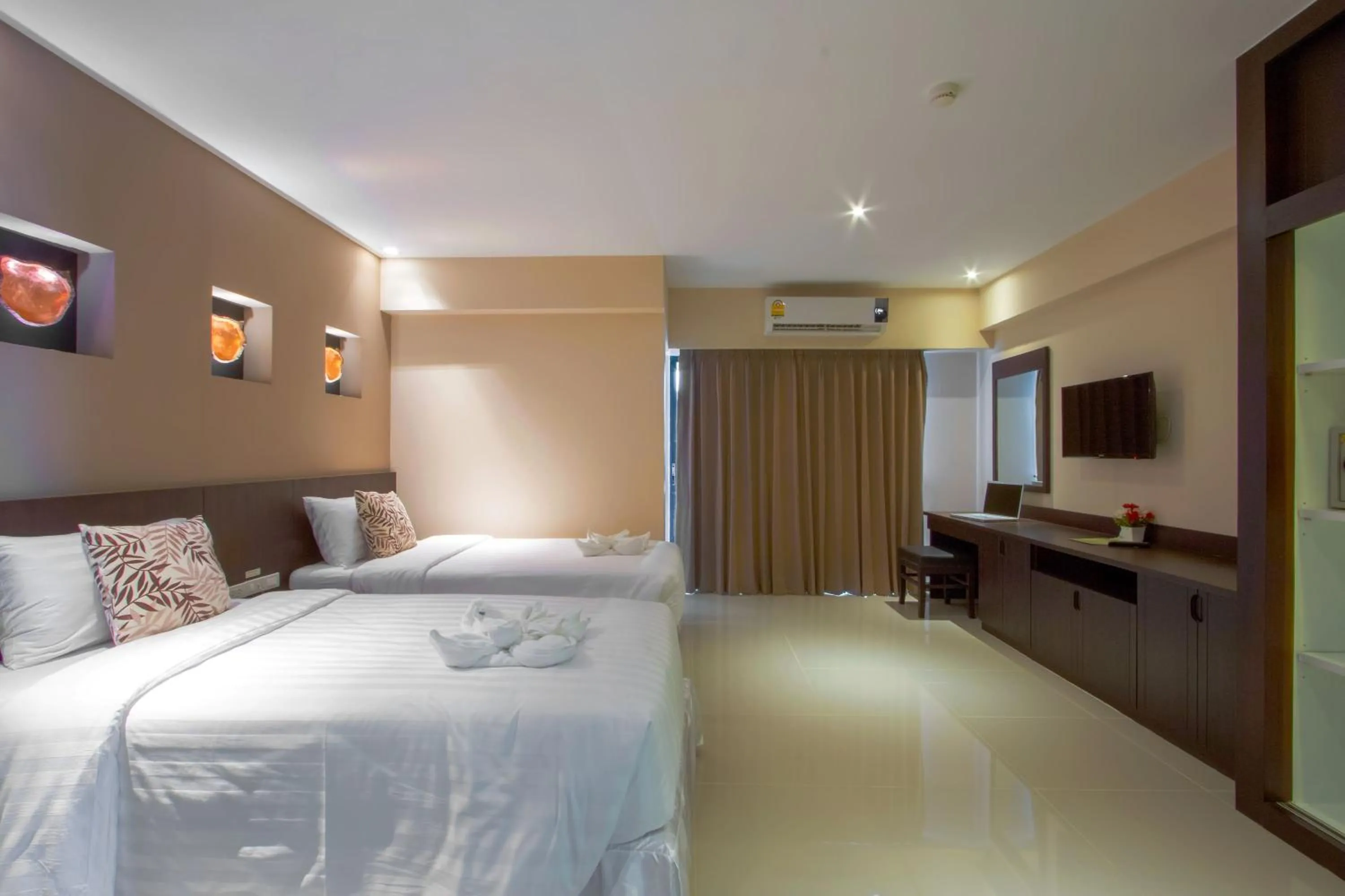 Bedroom, Bed in Chateau de Sukhumvit