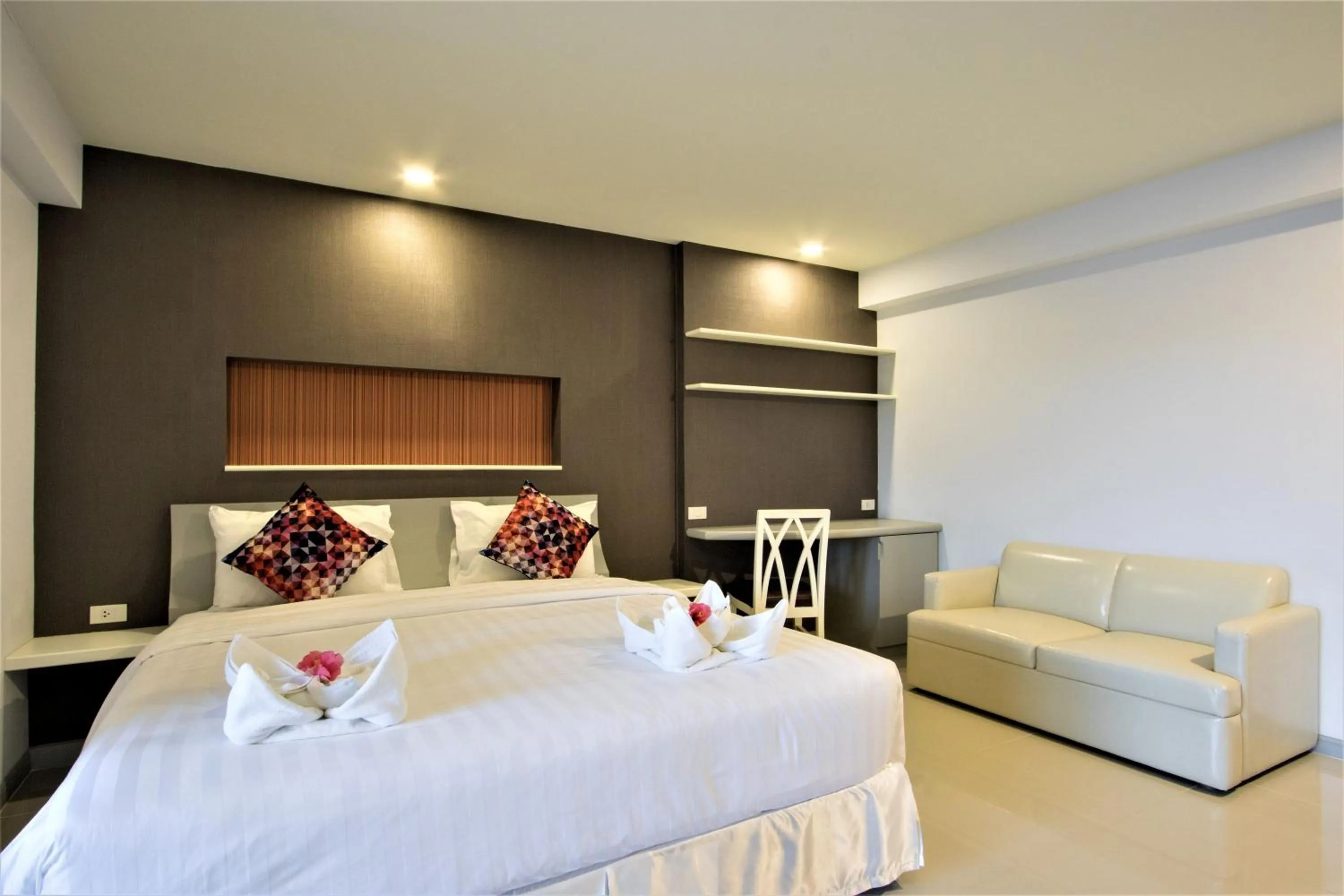 Bedroom, Bed in Chateau de Sukhumvit