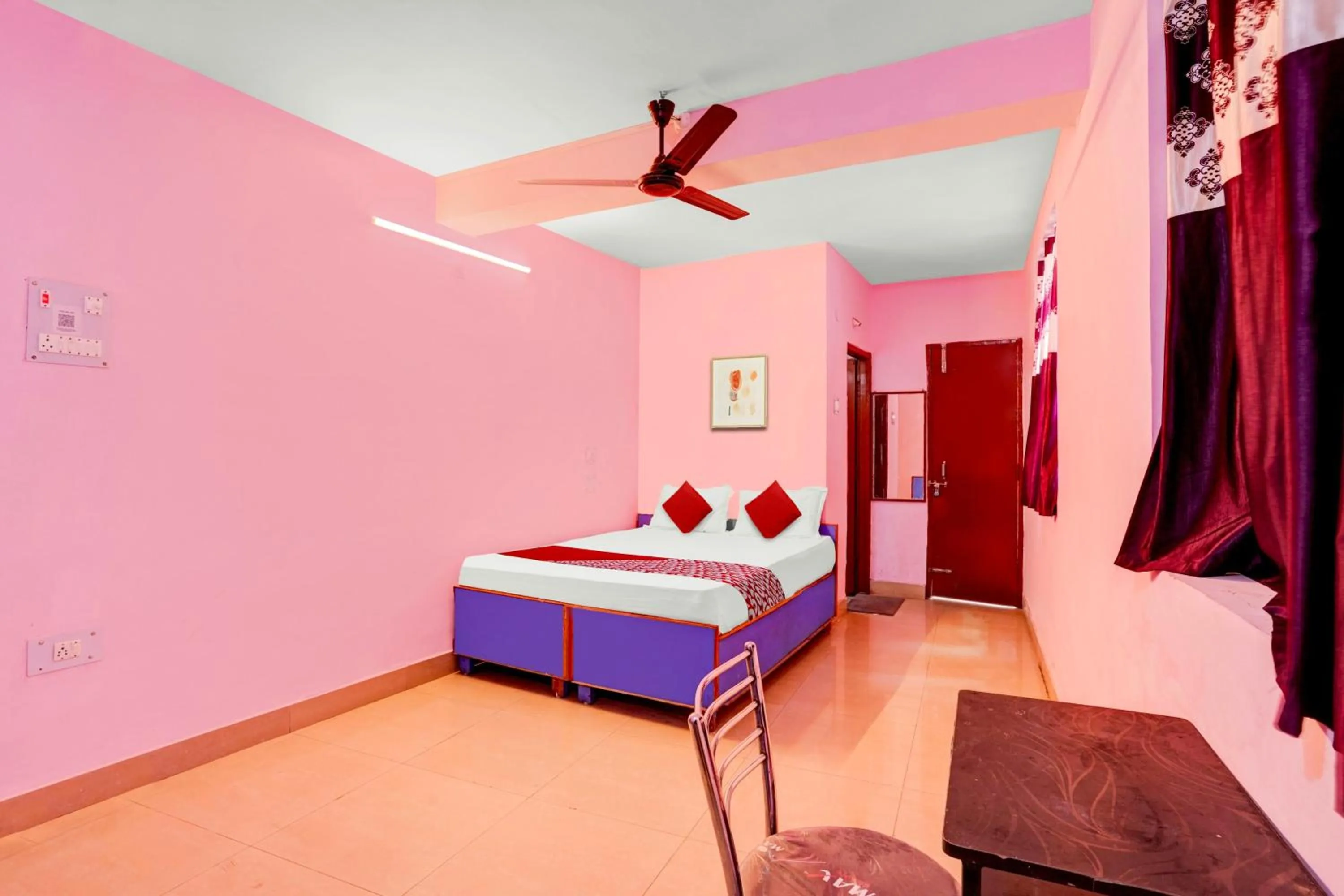 Bedroom in Hotel O LAXMI GUEST HOUSE