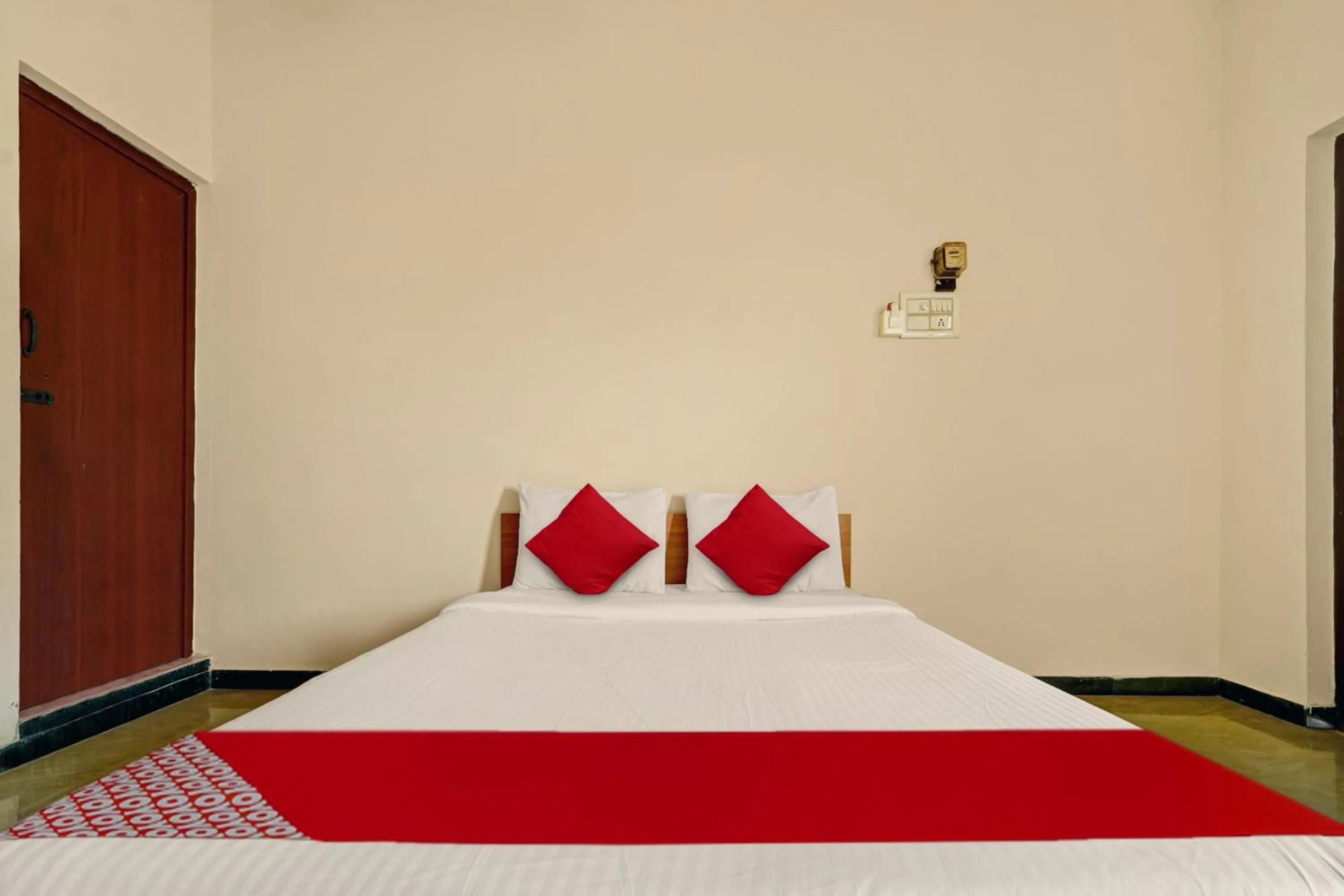 Bedroom in Hotel O Trident Inn