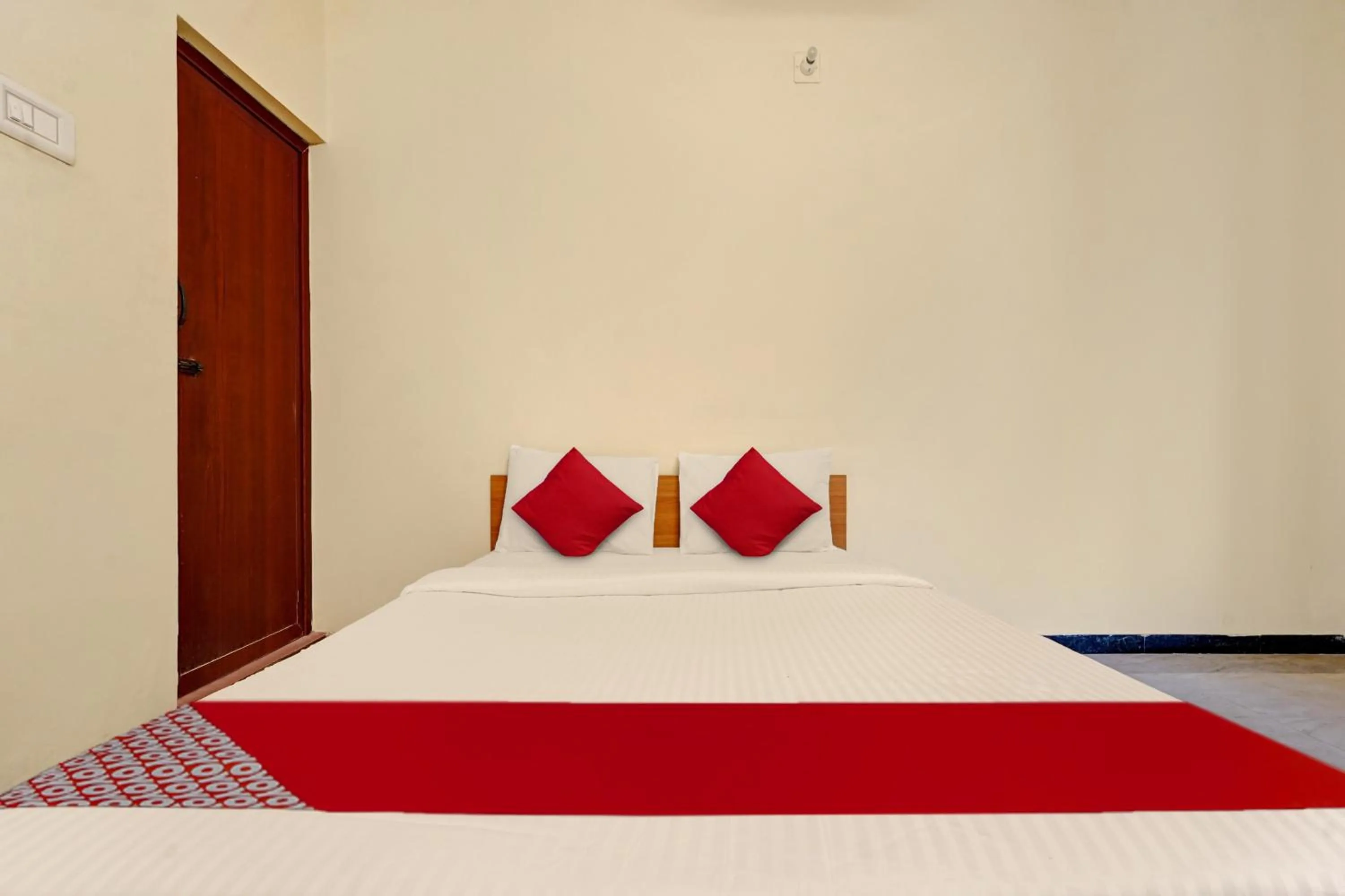 Bedroom in Hotel O Trident Inn