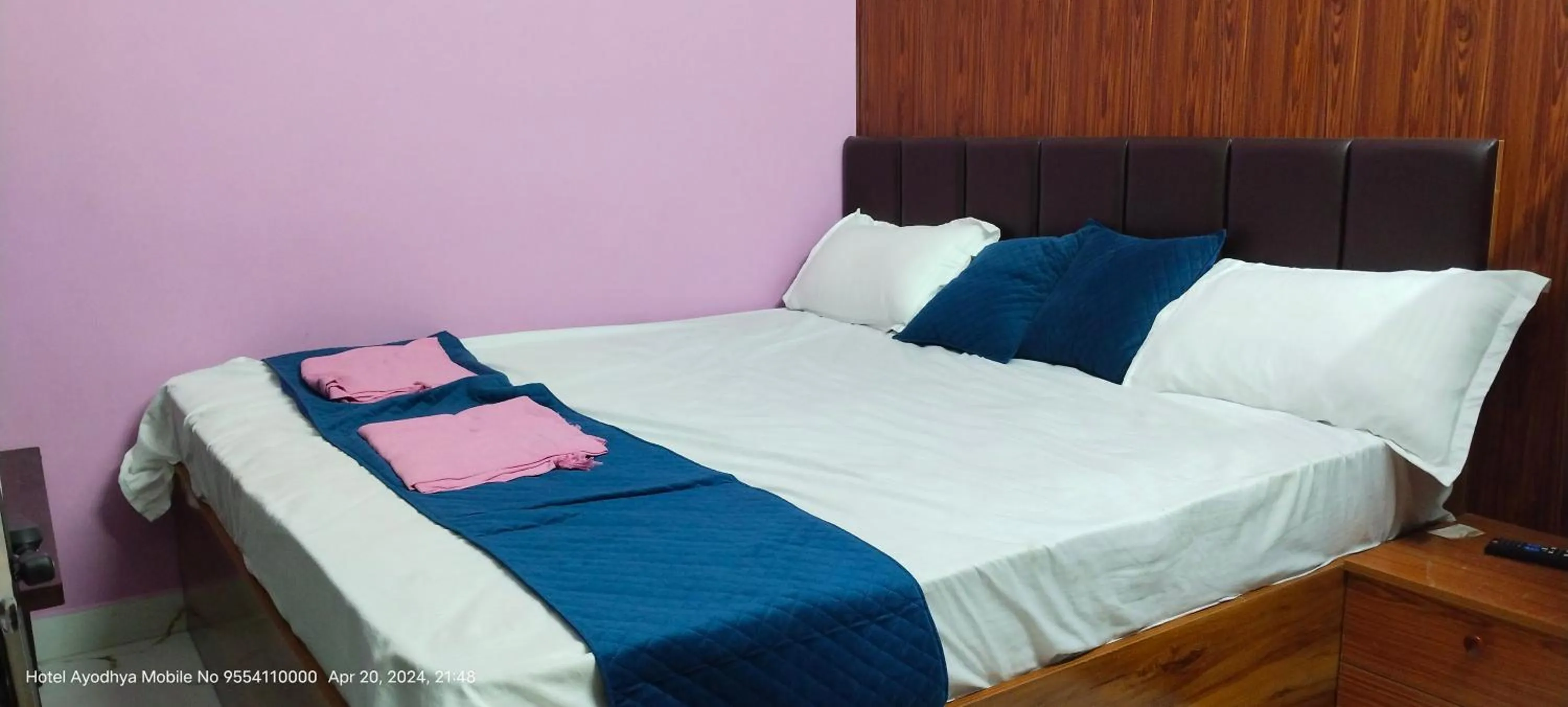 Bedroom, Bed in Hotel Ayodhya Paying Guest
