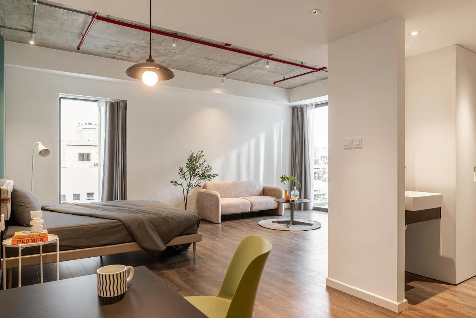 Bed in M Village Living Kỳ Đồng