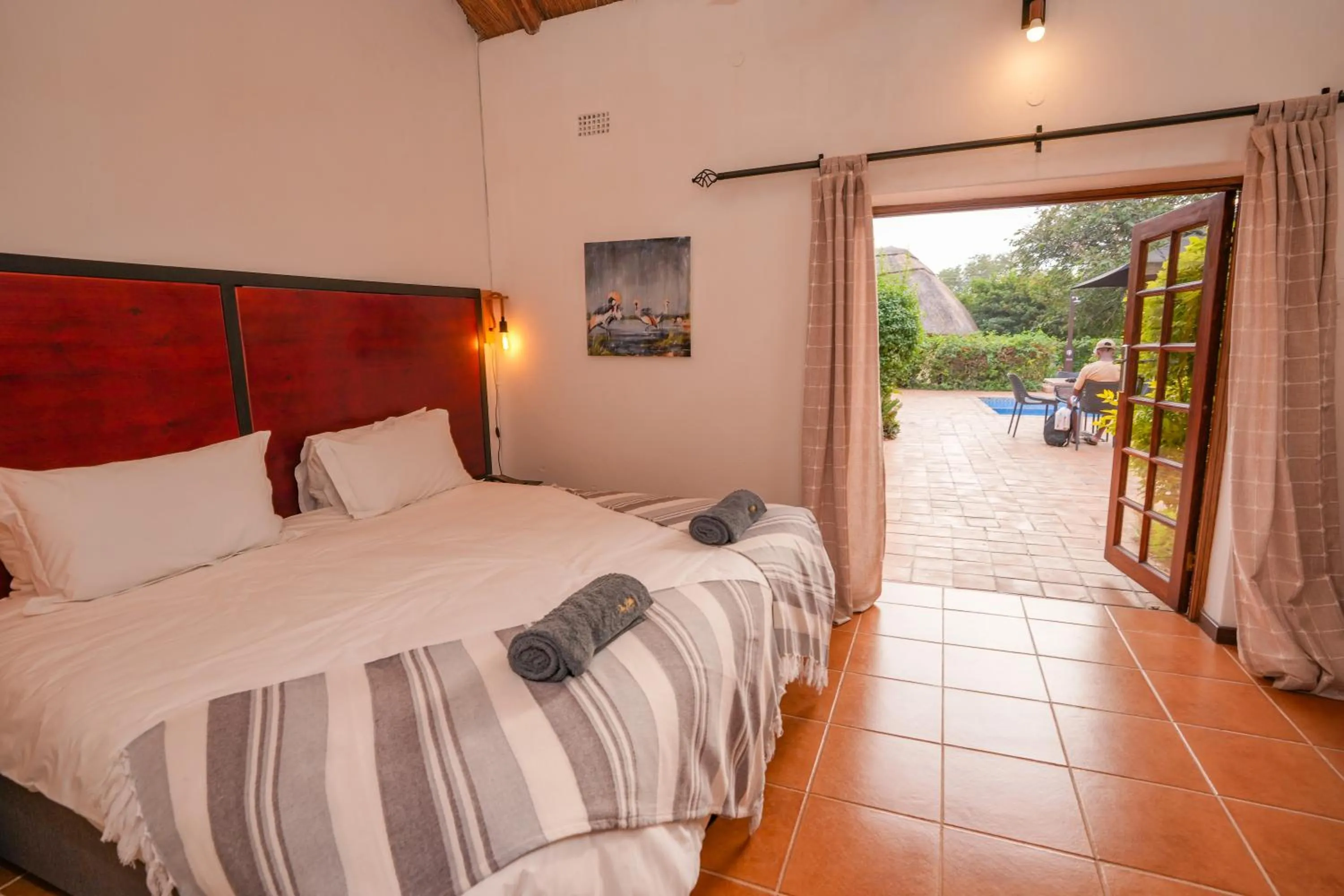 Bedroom, Bed in The Little Outlook