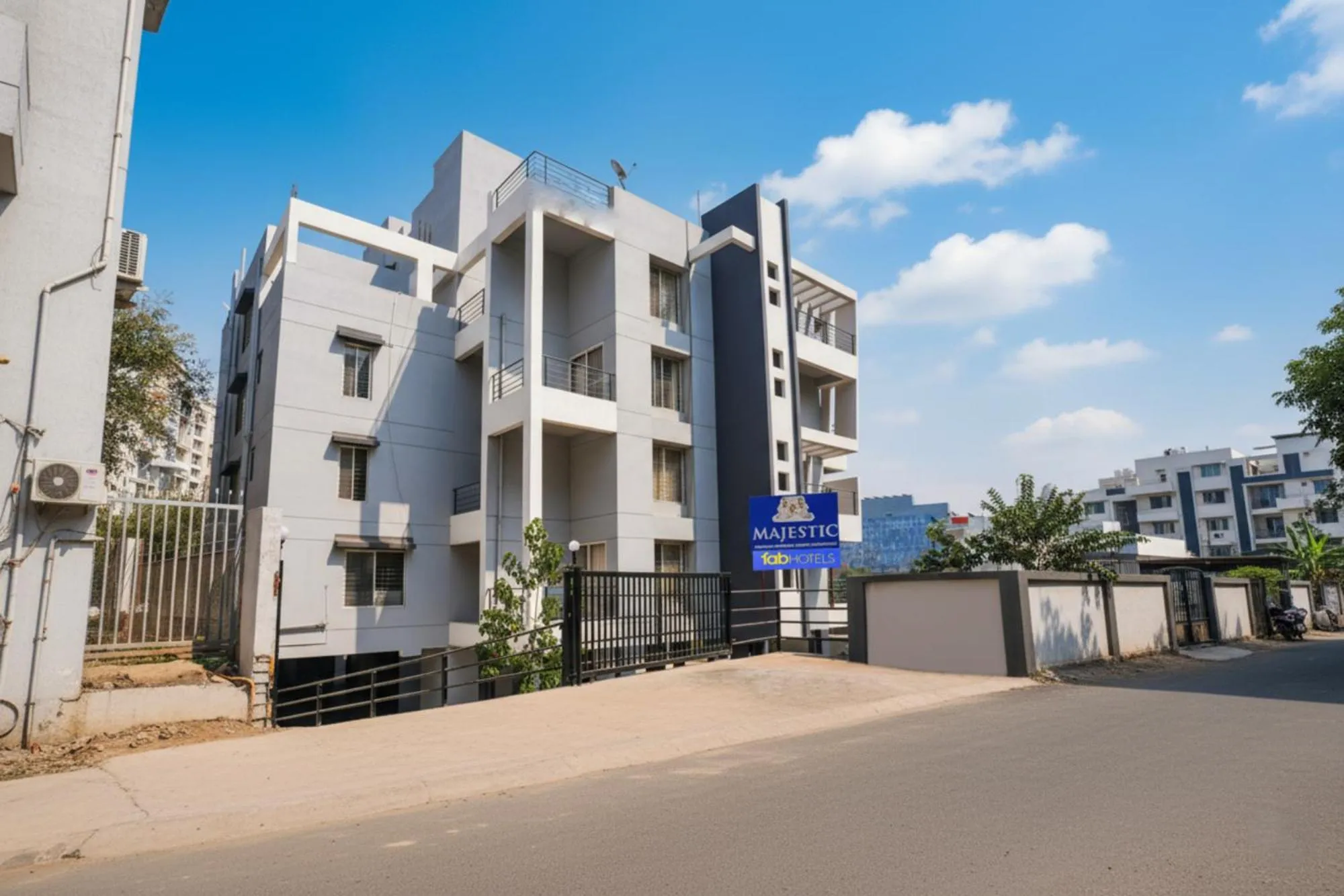 Property building in FabHotel Majestic Luxurious - Nr Rajaram Bhiku Pathare Stadium