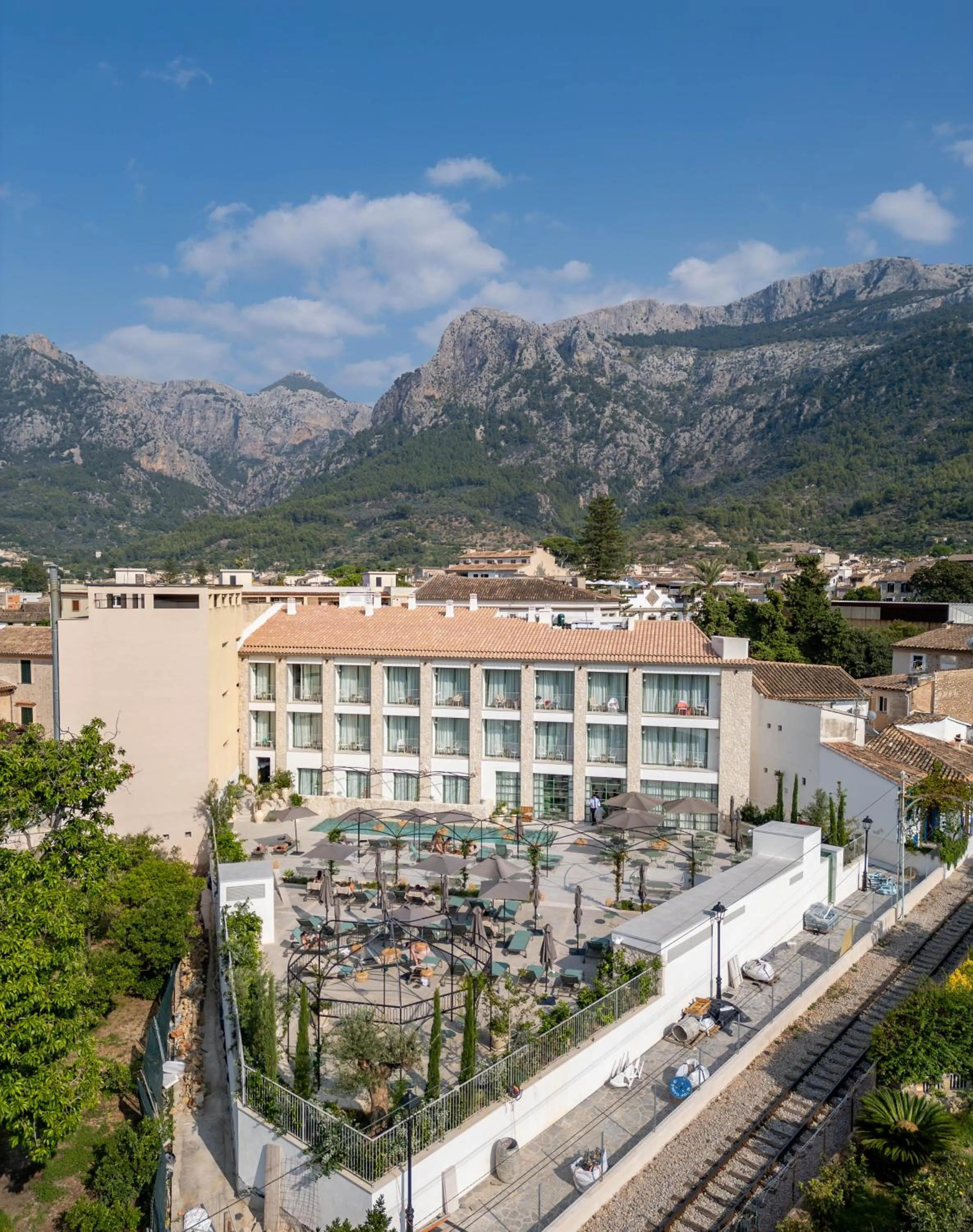 Property building in Alcázar Hotel Sóller