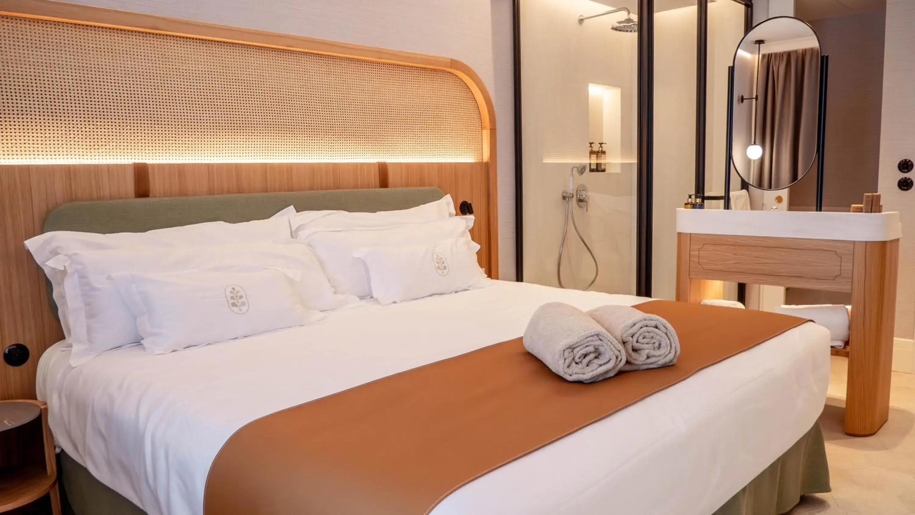 Superior Double Room with Garden View in Alcázar Hotel Sóller Superior Double Room with Garden View in Alcázar Hotel Sóller