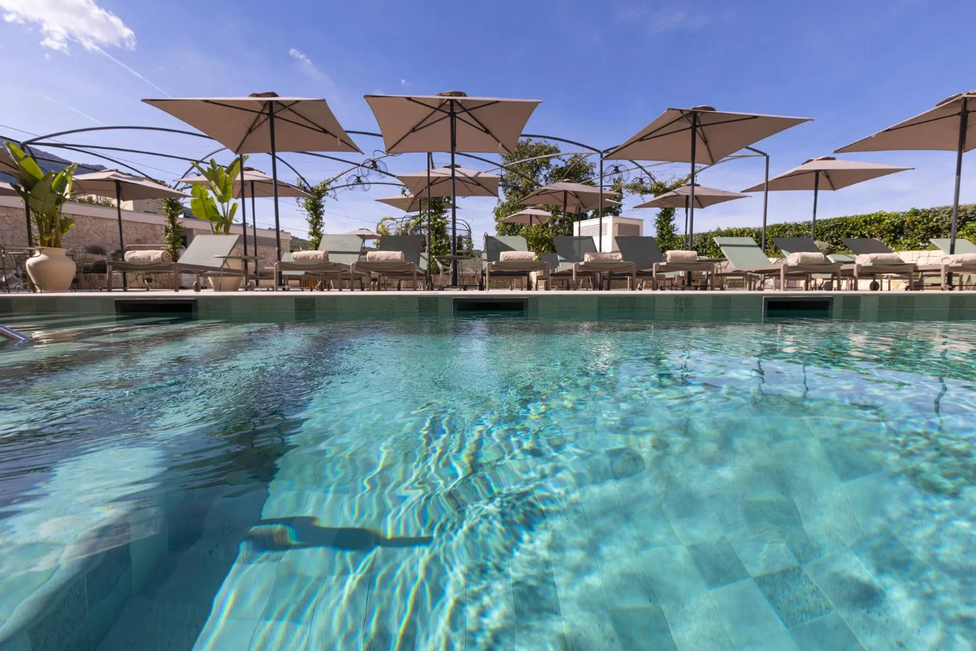 Swimming pool in Alcázar Hotel Sóller
