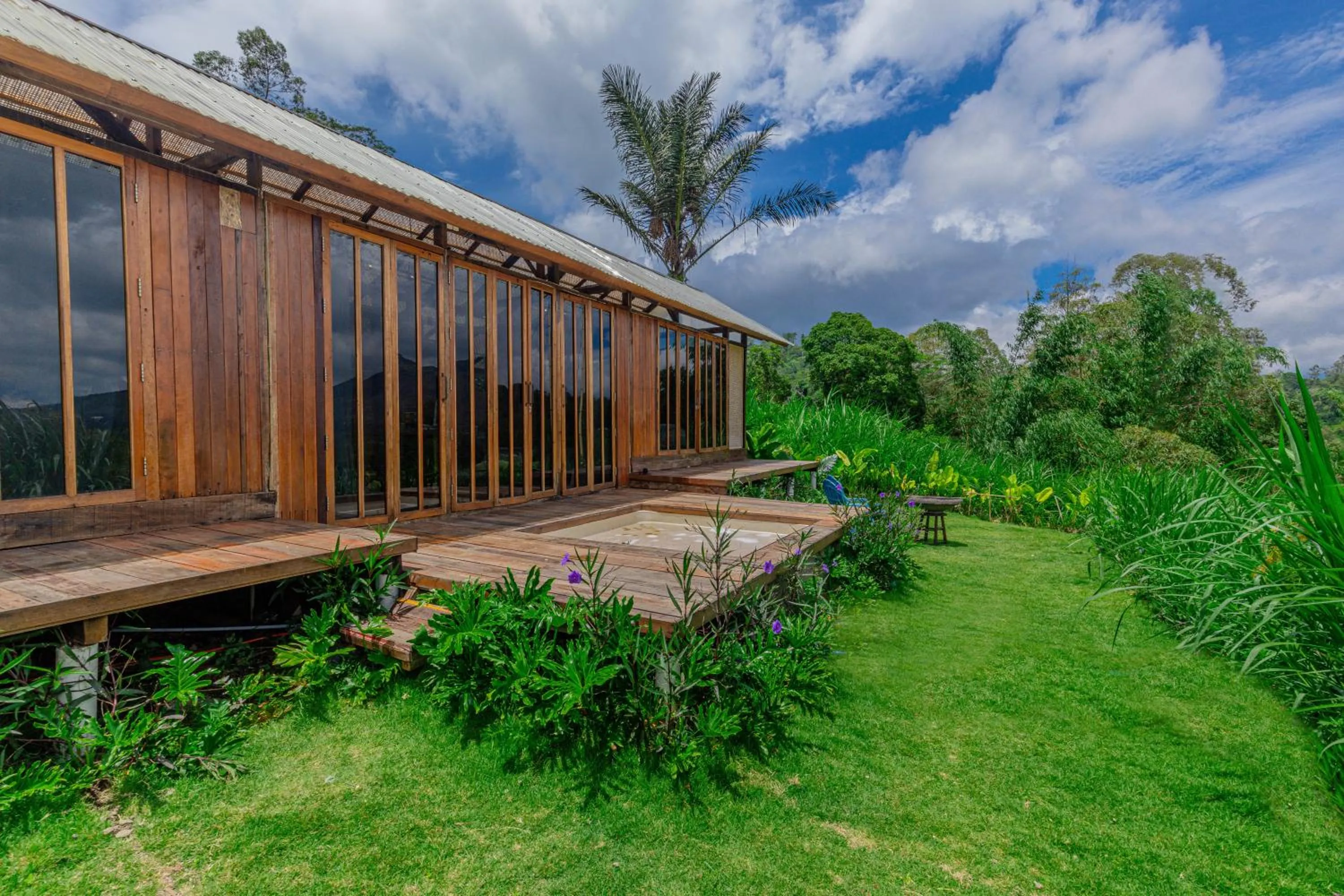 Property building in Calidas Hill