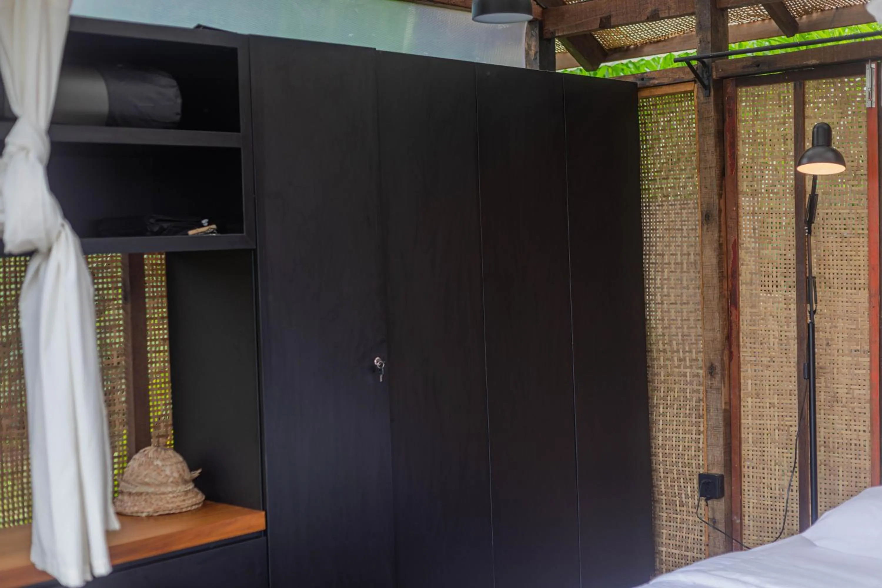 wardrobe in Calidas Hill