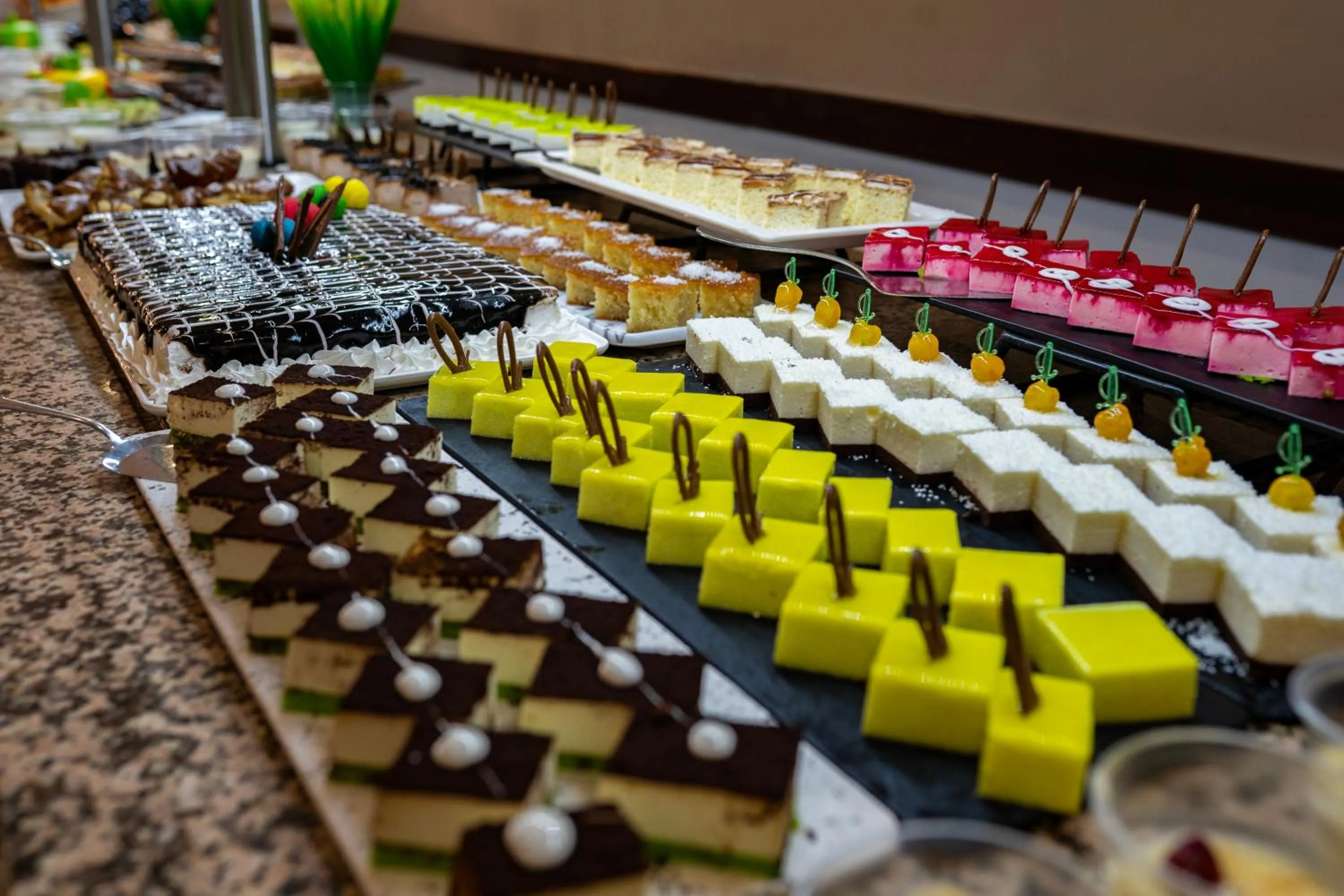 Food and drinks in White Lilyum Hotel - All Inclusive