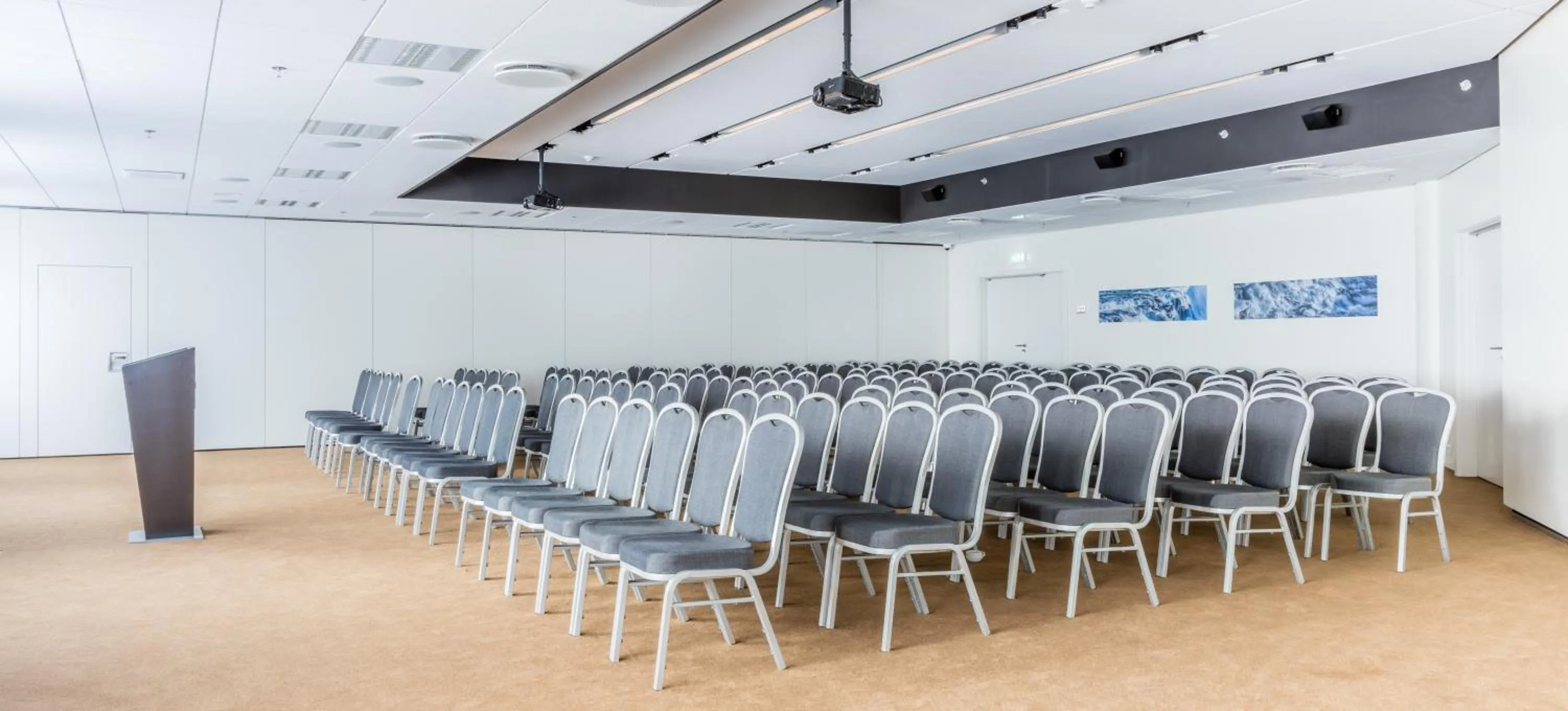Meeting/conference room in Fosshotel Reykjavík