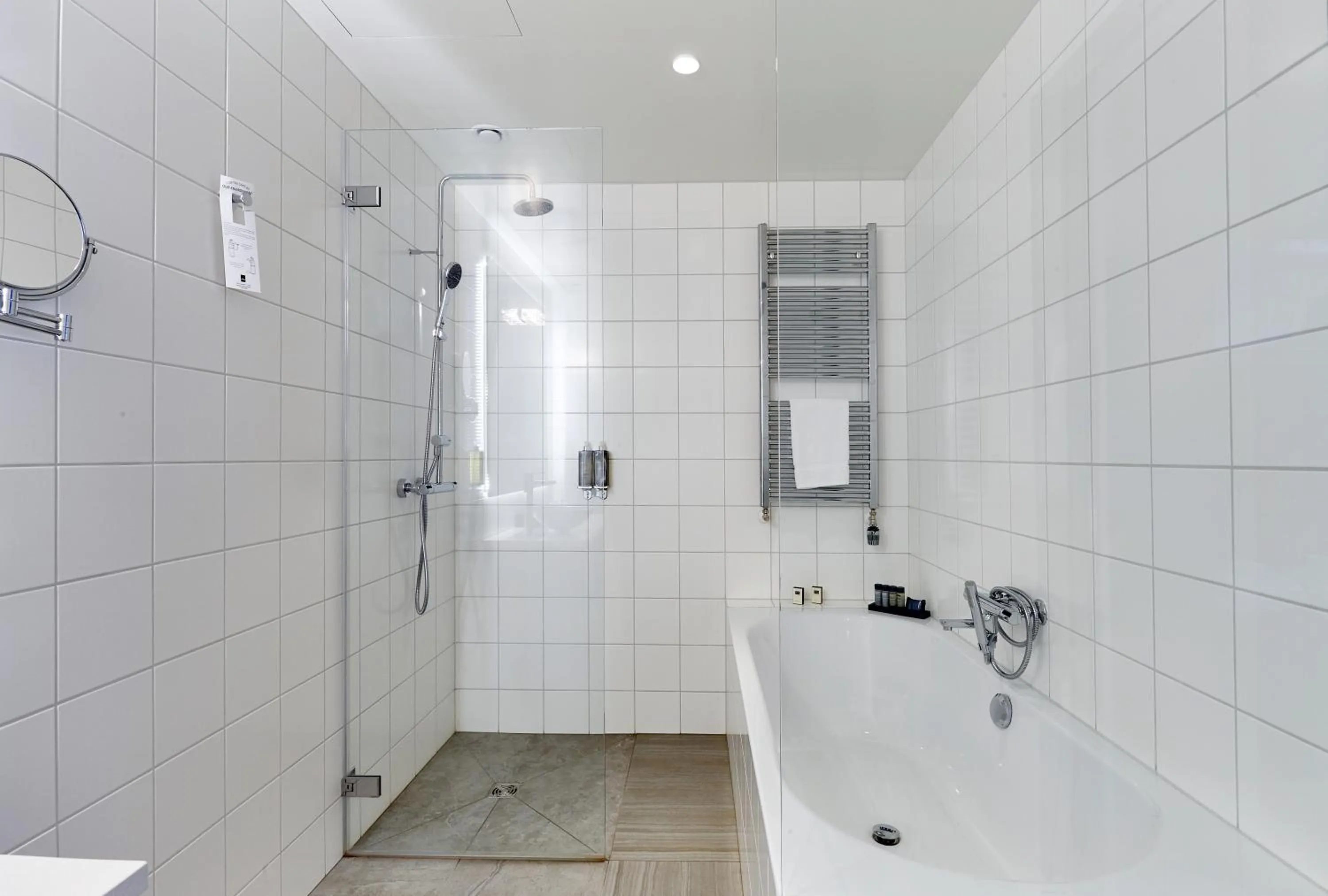 Bathroom in Fosshotel Reykjavík