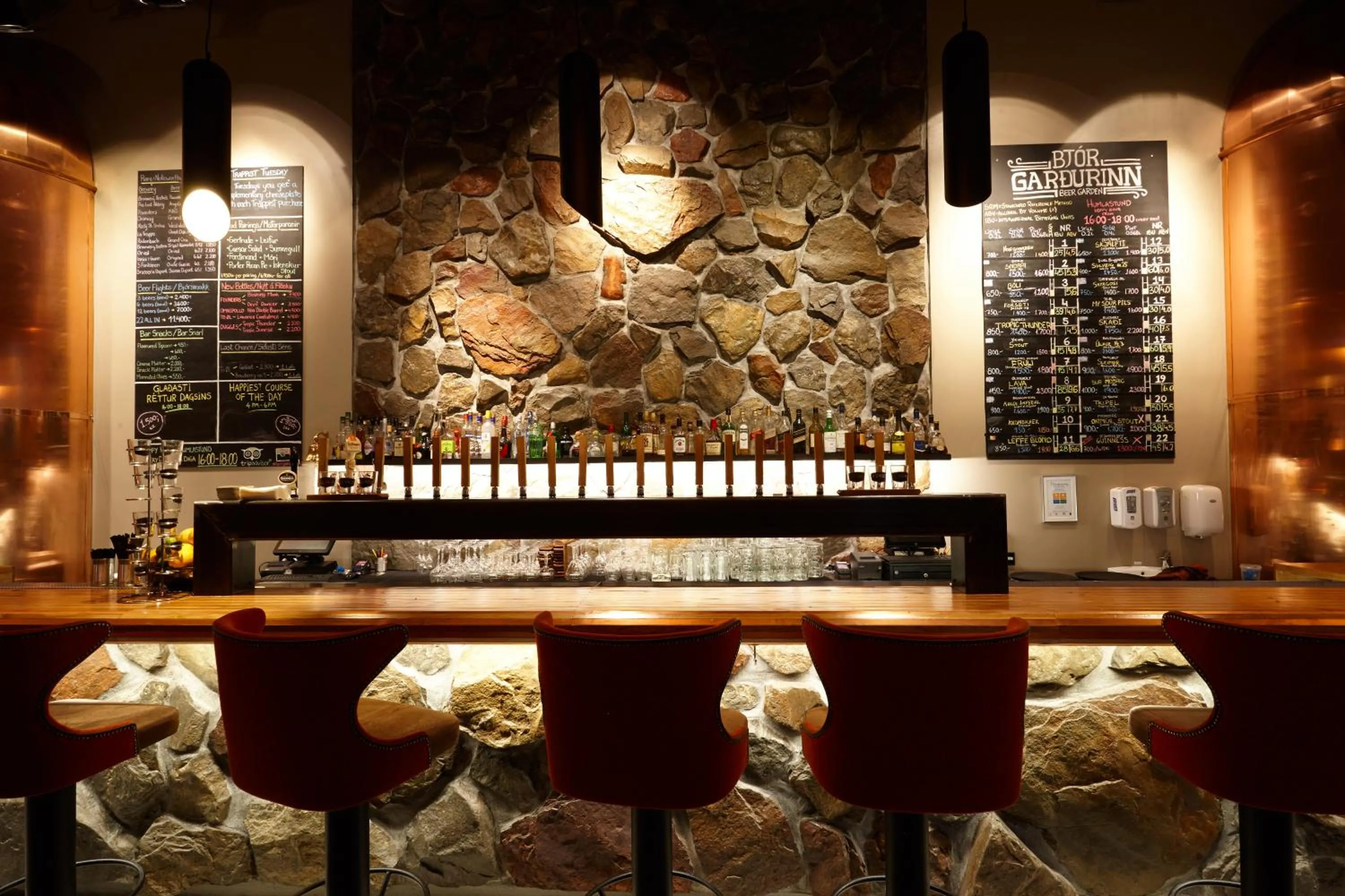 Restaurant/places to eat in Fosshotel Reykjavík