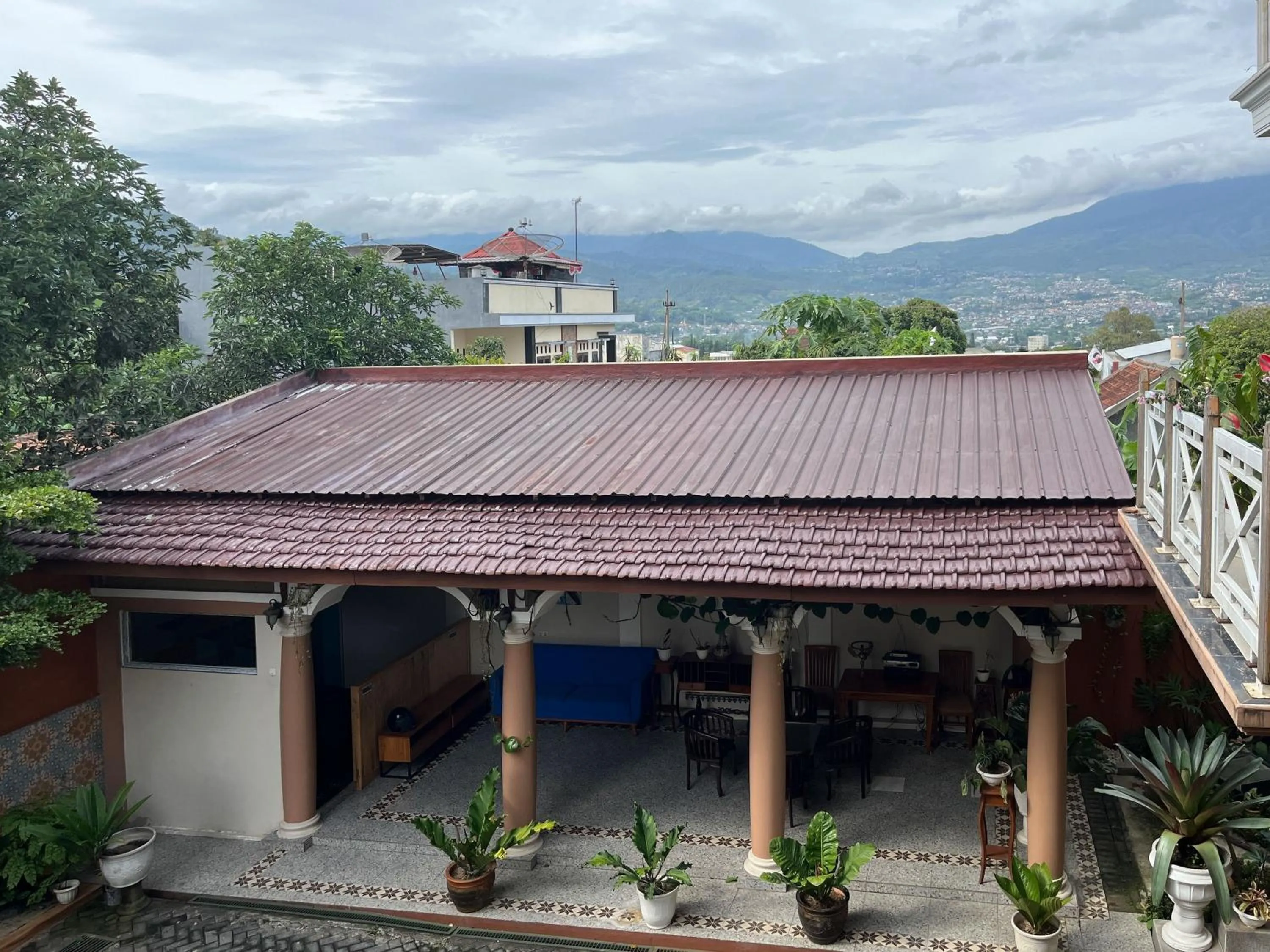 Property building in Urbanview Syariah Hotel Kanigara Batu