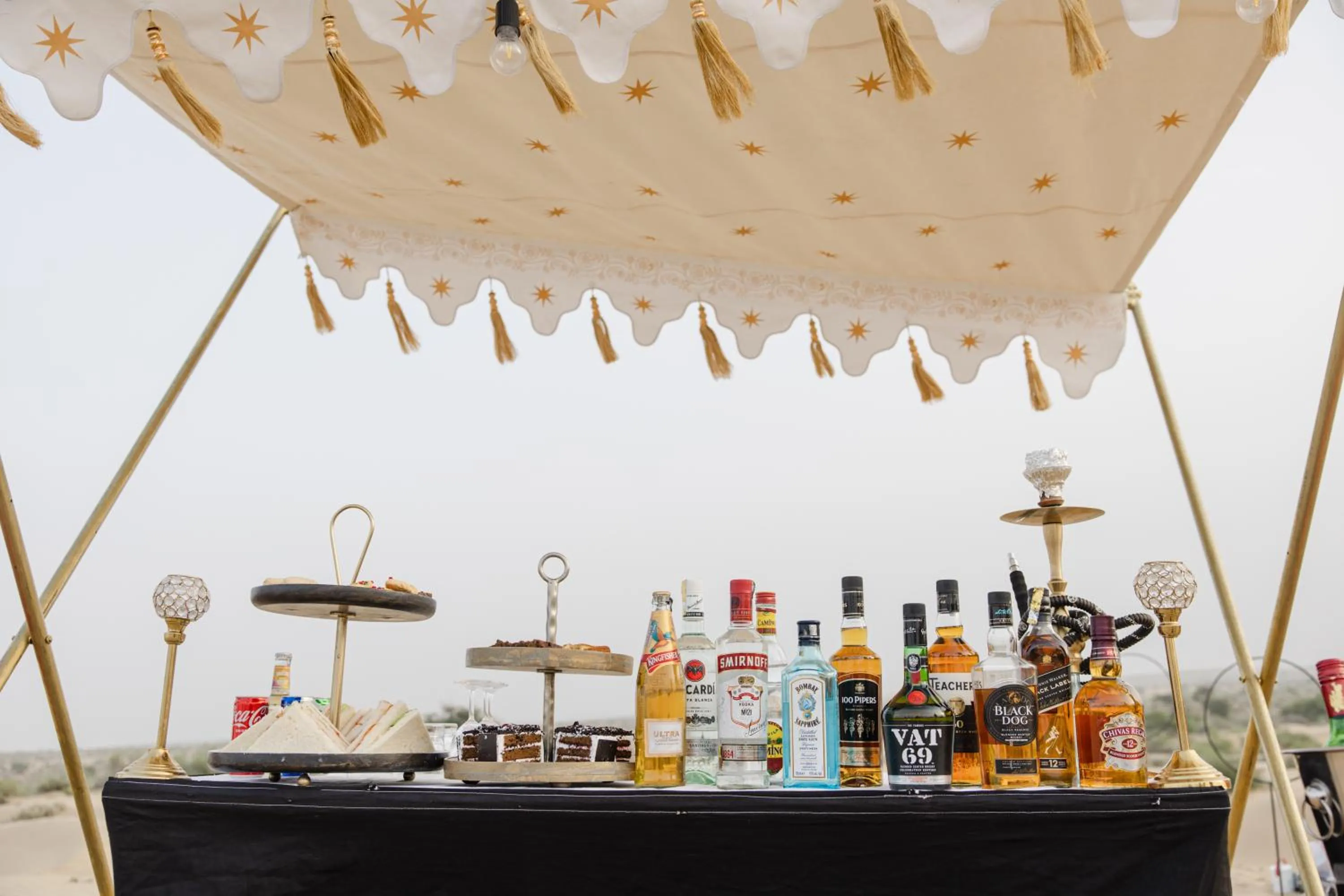 Lounge or bar in The Mama's Resort & Camp